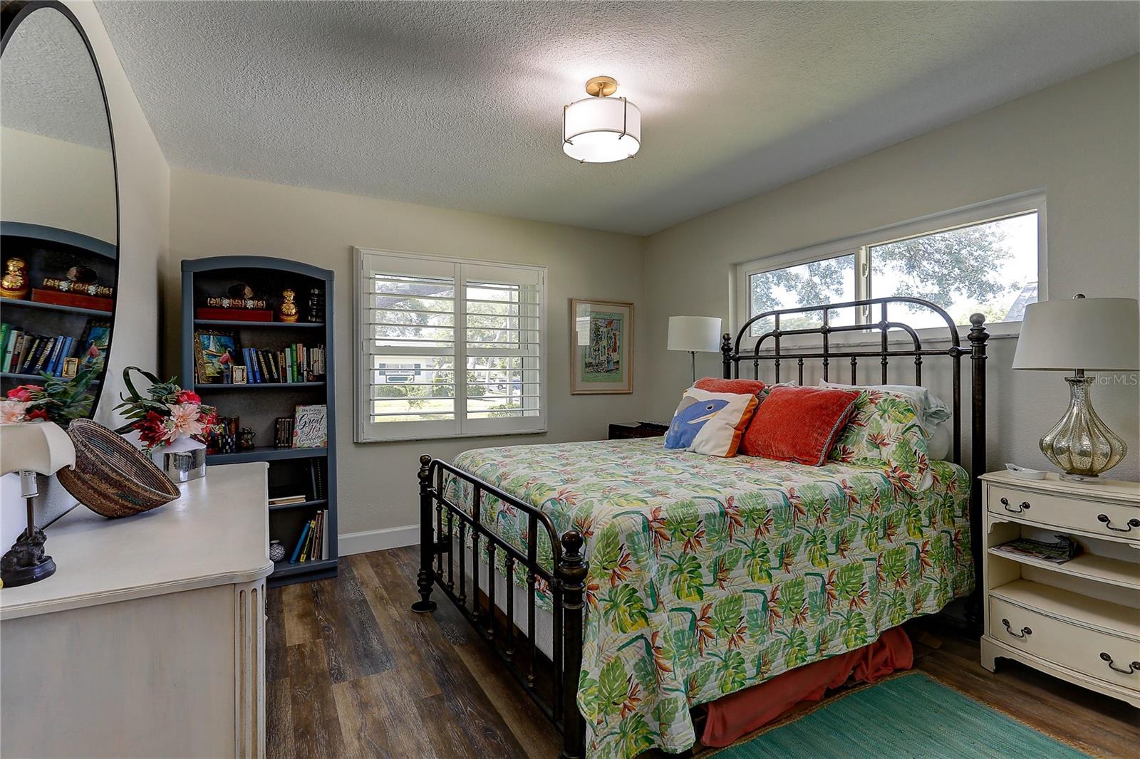 Image 36 of 45 For 1430 Normandy Park Oaks Drive 9