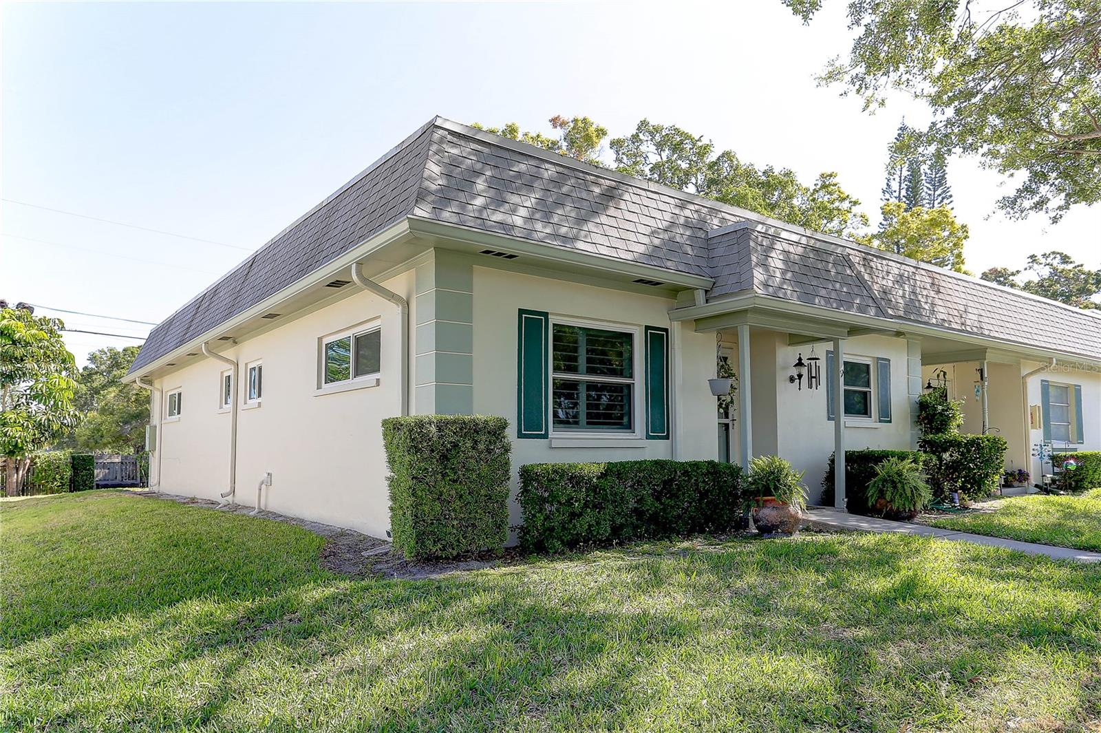 Image 5 of 45 For 1430 Normandy Park Oaks Drive 9