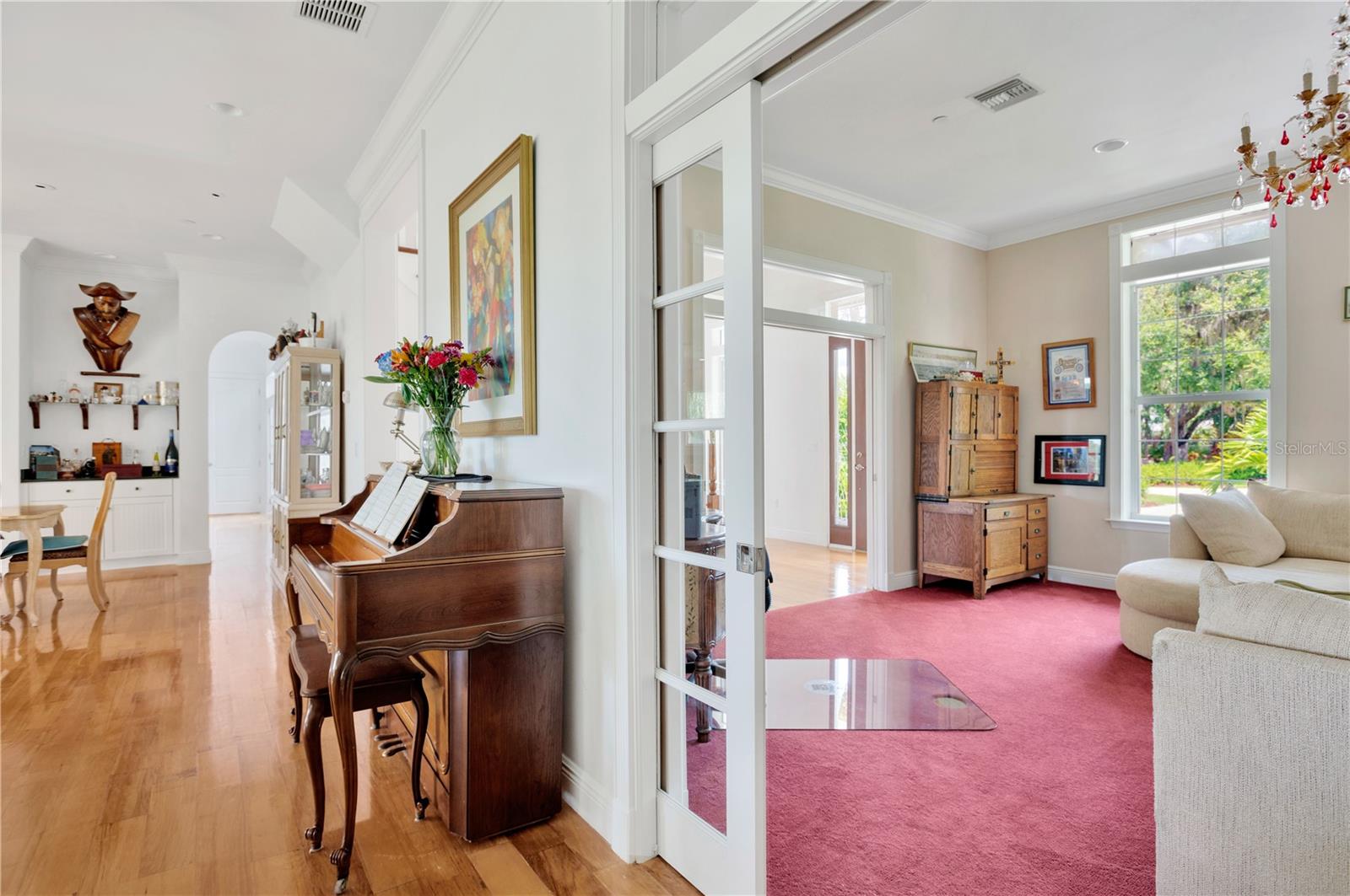 Image 23 of 99 For 16470 Oakview Circle