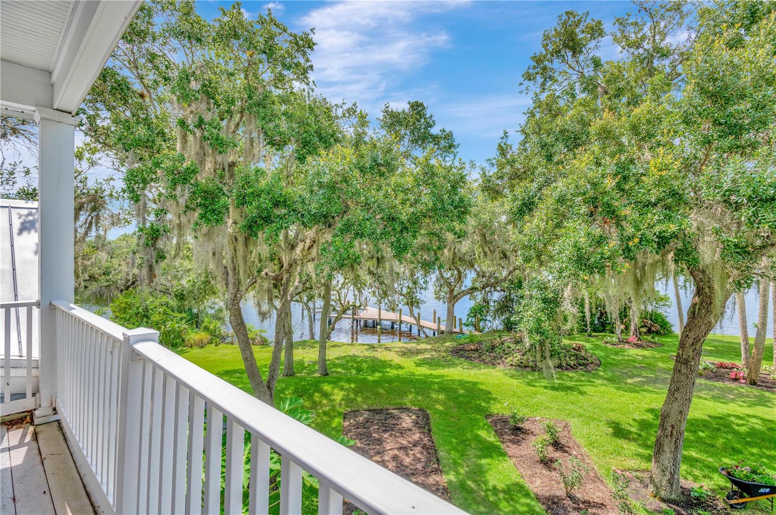 Image 63 of 99 For 16470 Oakview Circle