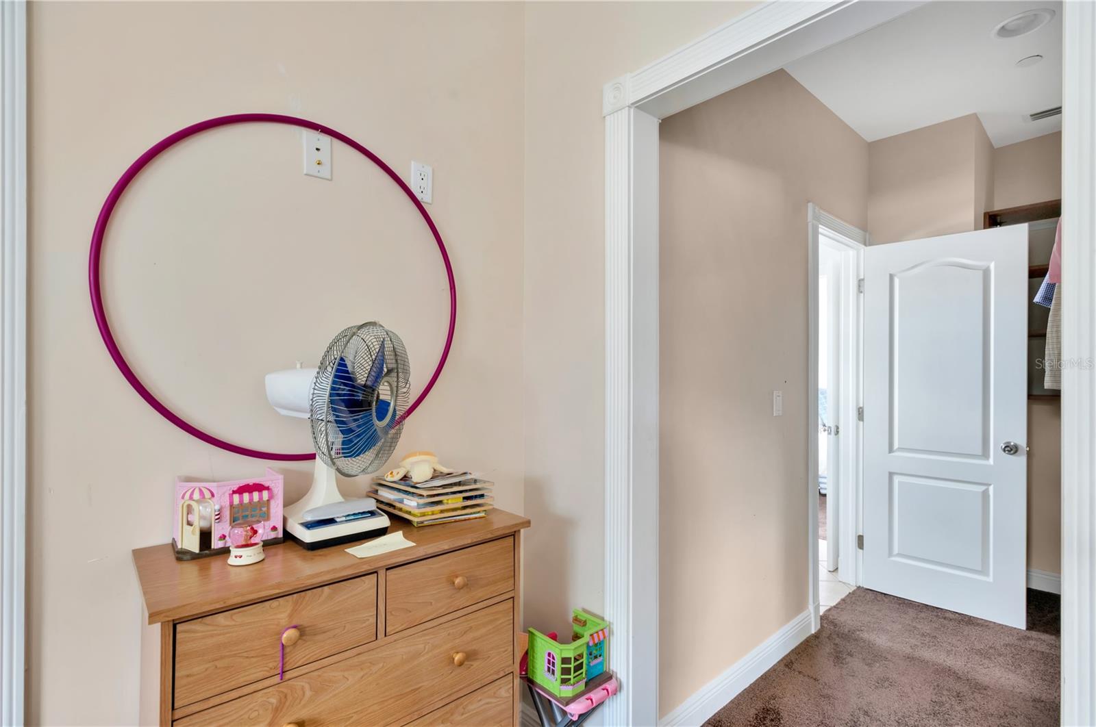 Image 75 of 99 For 16470 Oakview Circle