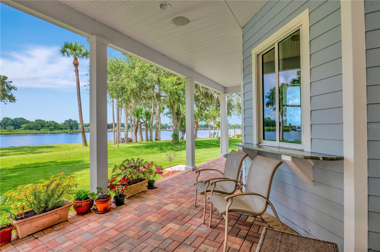 Image 86 of 99 For 16470 Oakview Circle