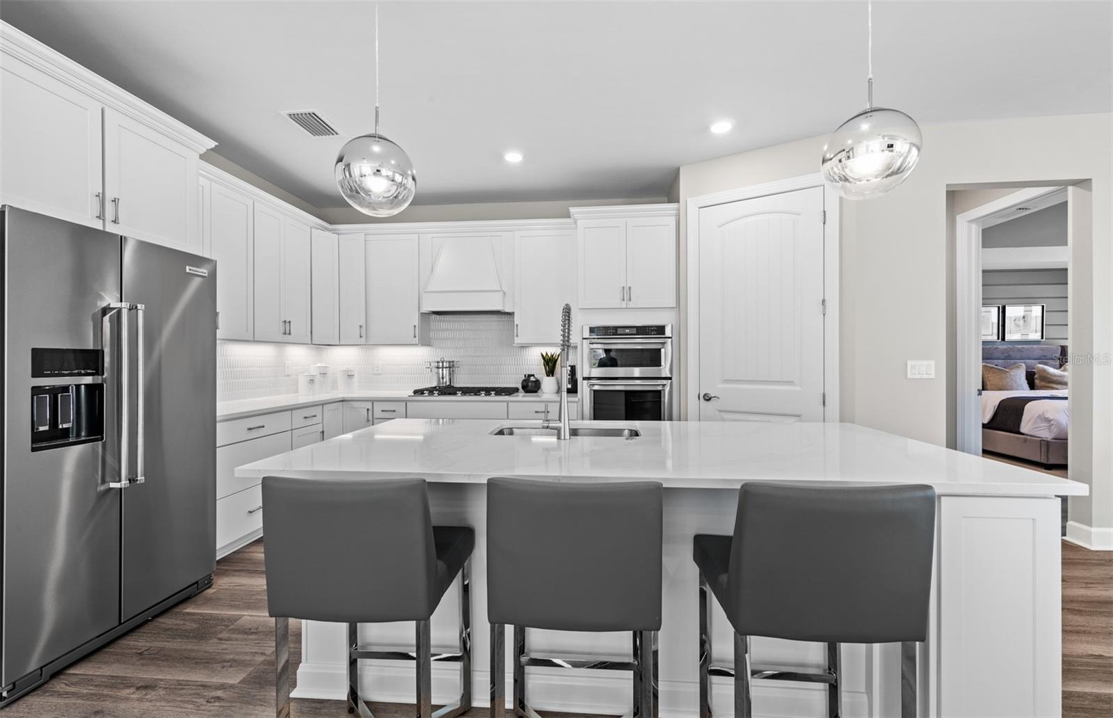 Image 6 of 36 For 17206 Luminous Avenue