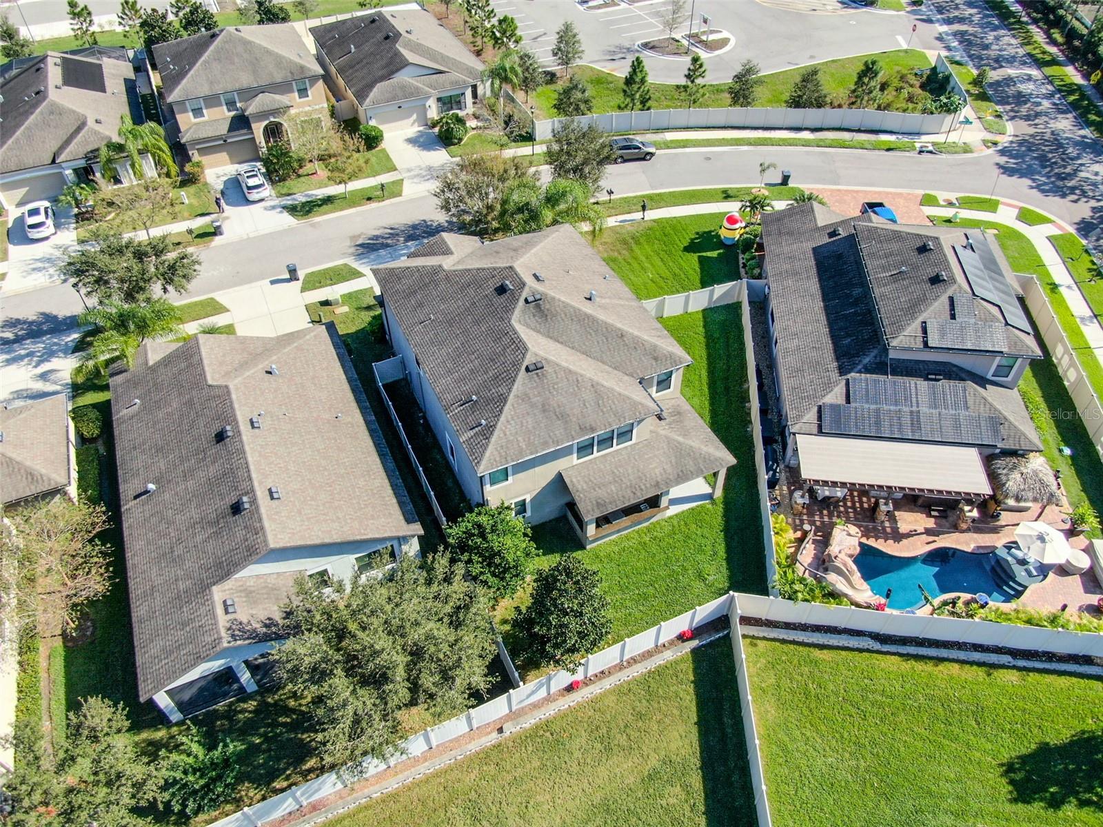 Listing photo id 38 for 11525 Scarlet Ibis Place