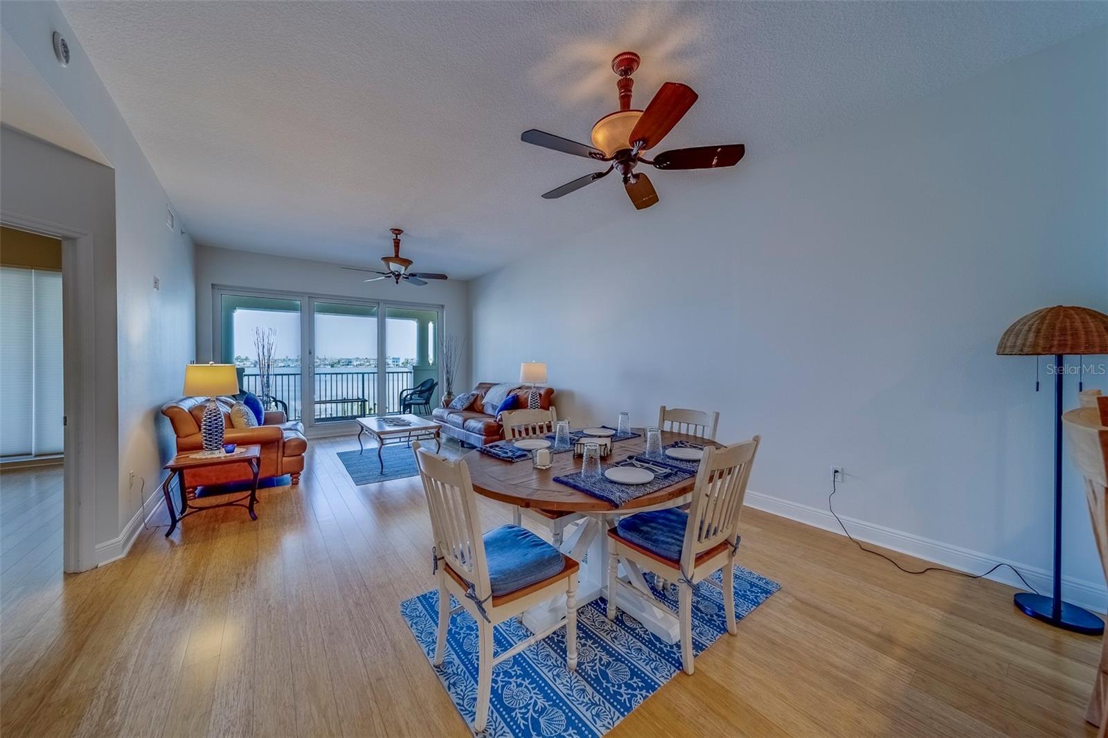 Image 11 of 44 For 17735 Gulf Boulevard 202