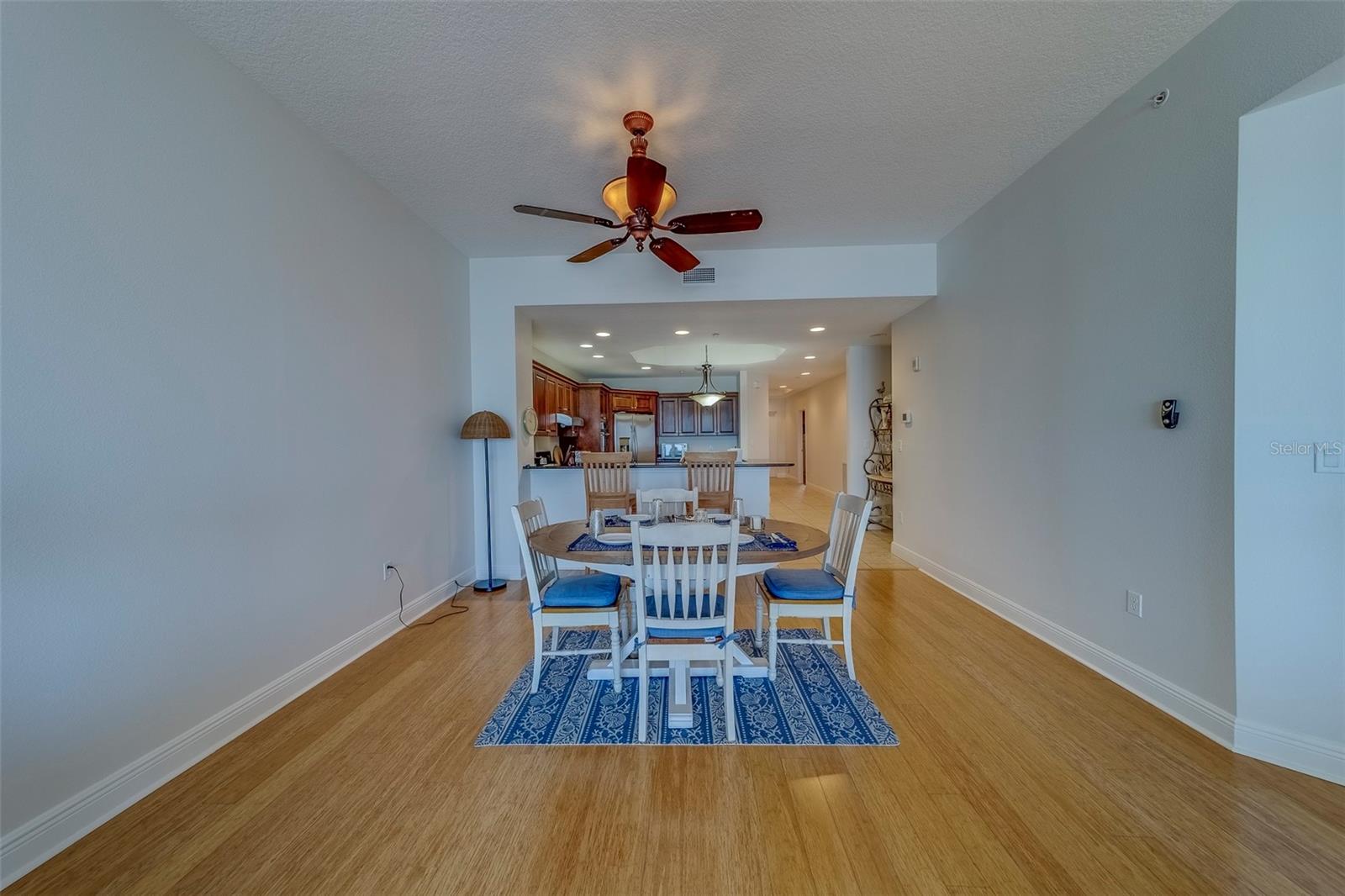 Image 13 of 44 For 17735 Gulf Boulevard 202