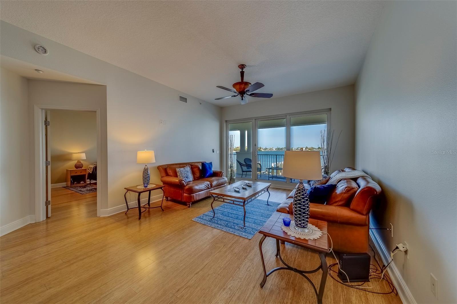 Image 9 of 44 For 17735 Gulf Boulevard 202