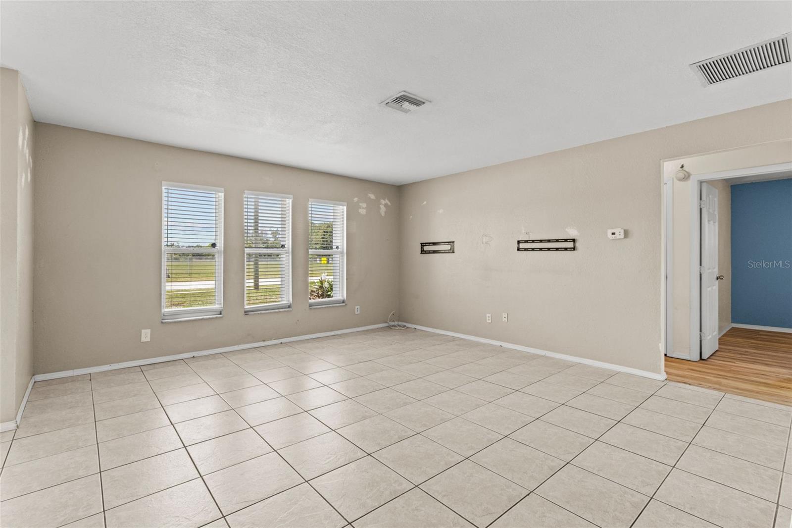 Image 11 of 37 For 9155 125th Street