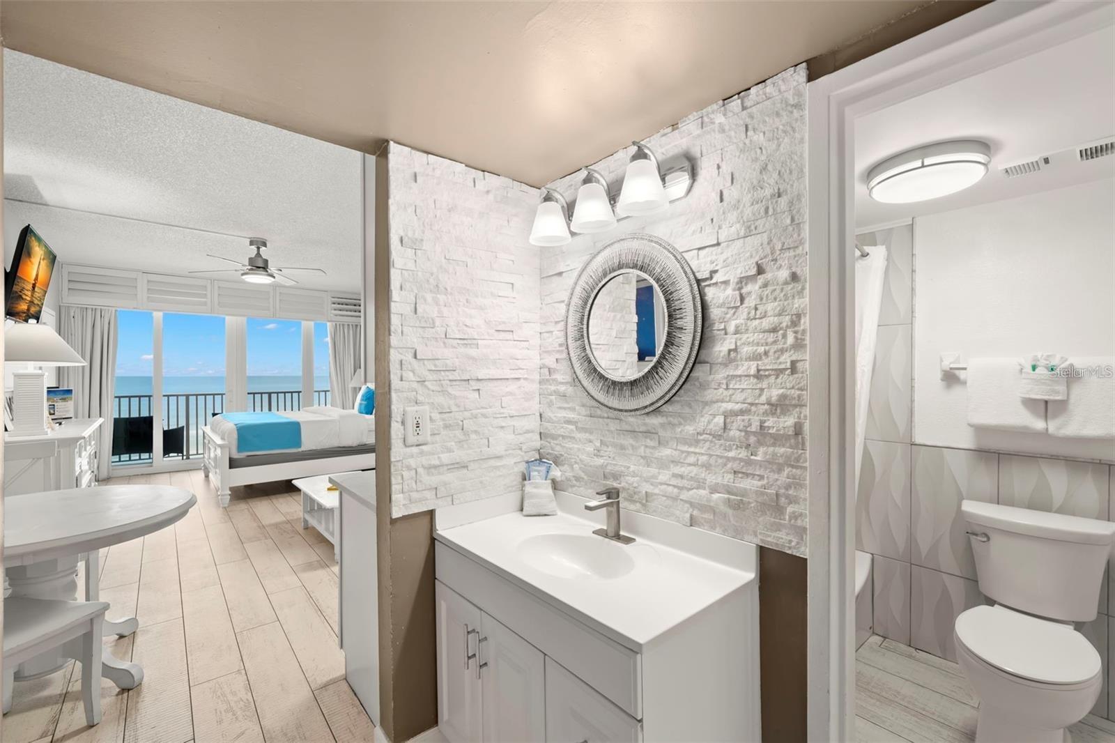 Image 10 of 17 For 9980 Gulf Boulevard 603