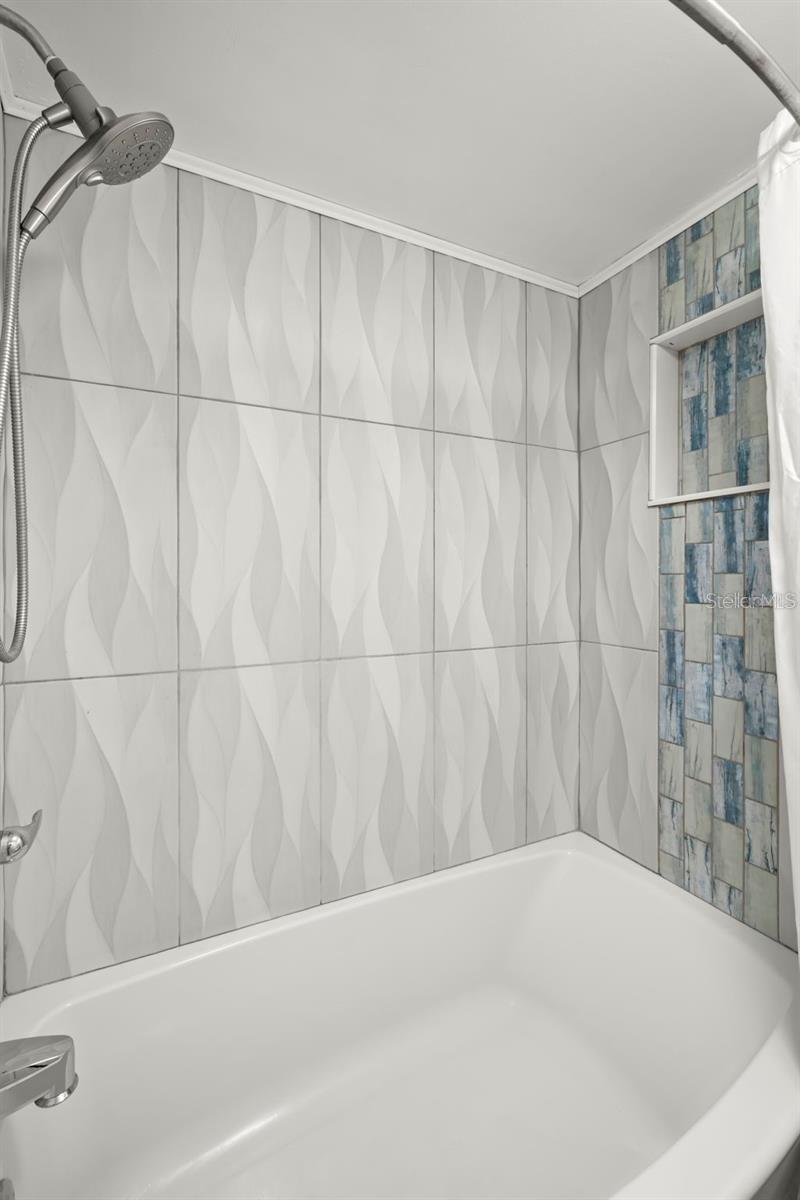 Image 11 of 17 For 9980 Gulf Boulevard 603