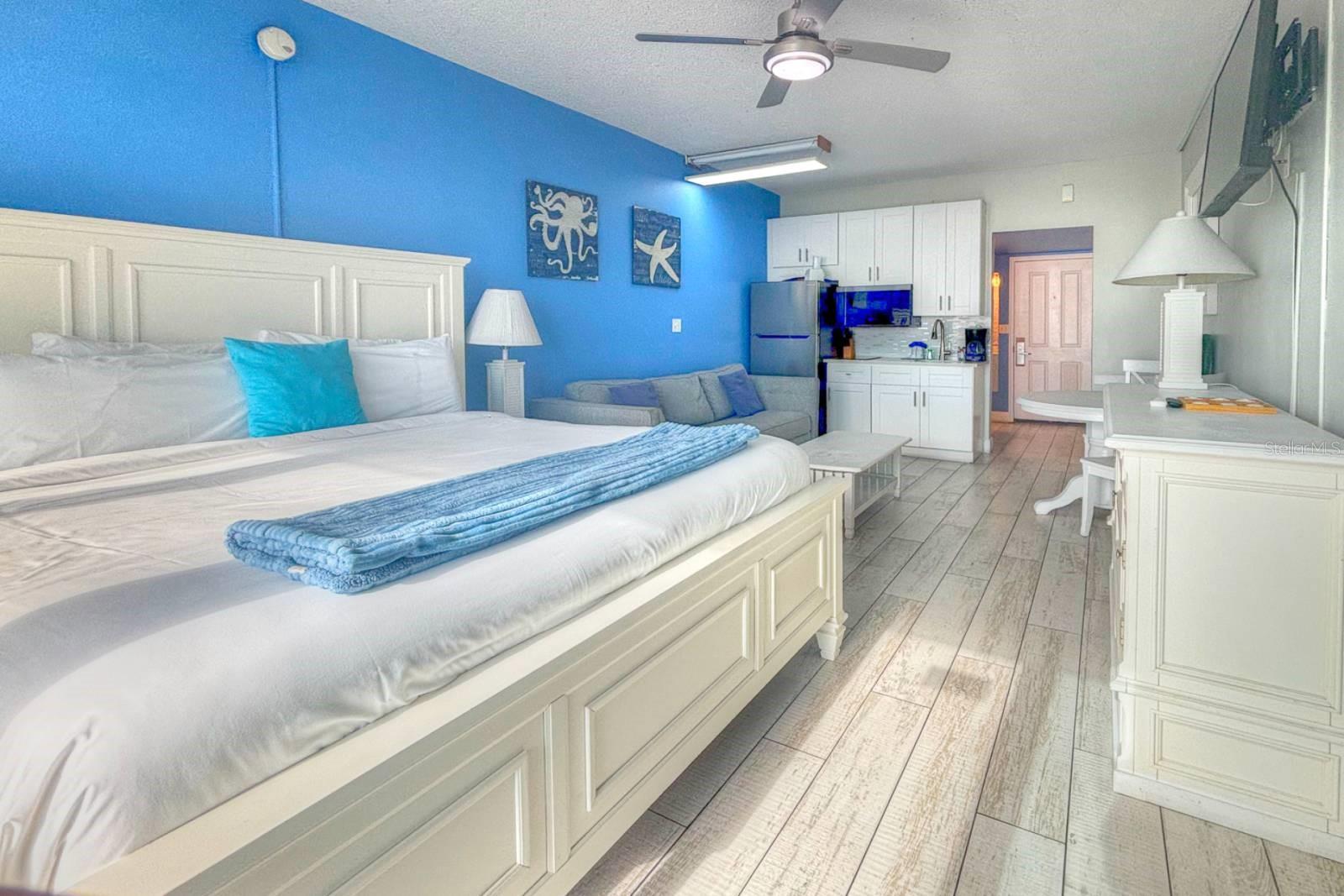 Image 2 of 9 For 9980 Gulf Boulevard 603