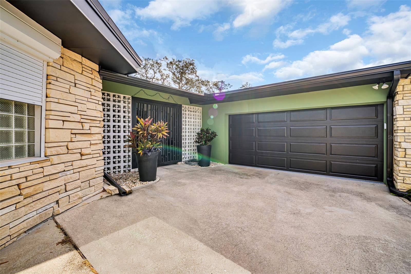 Details for 307 Orangewood Lane, LARGO, FL 33770