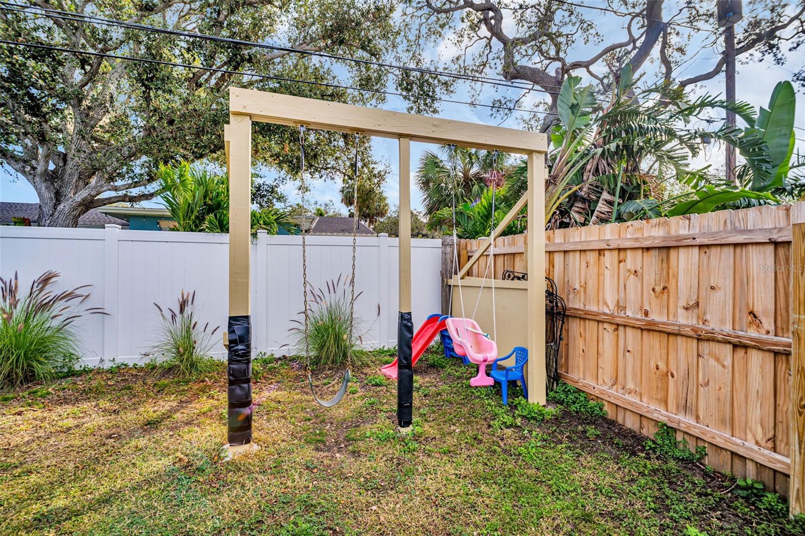 Image 47 of 49 For 307 Orangewood Lane