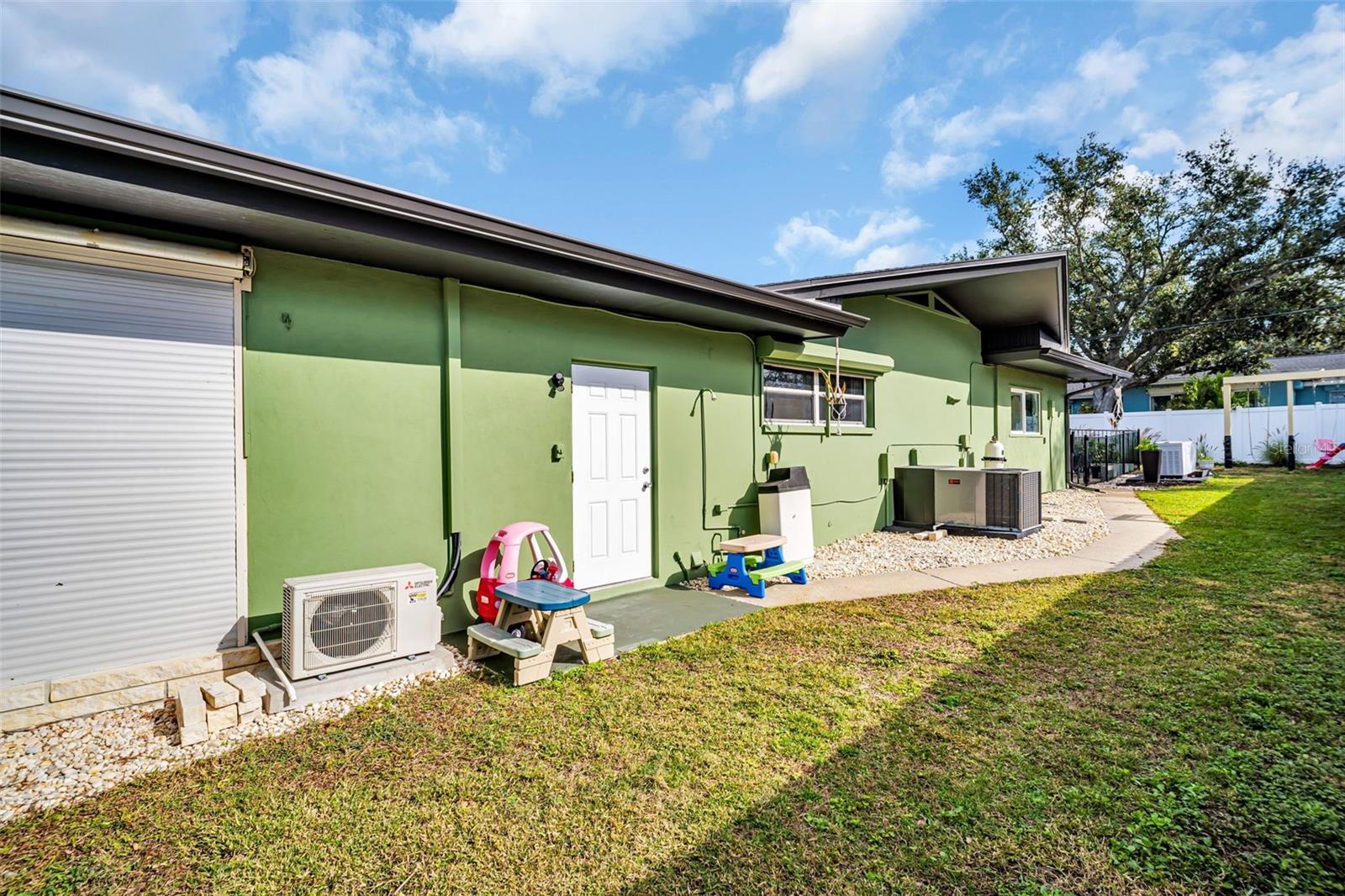 Image 48 of 49 For 307 Orangewood Lane