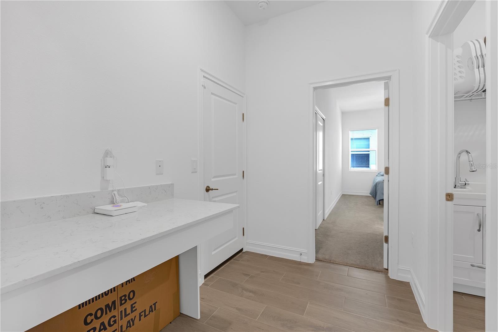 Listing photo id 10 for 12572 Bergstrom Bay Drive
