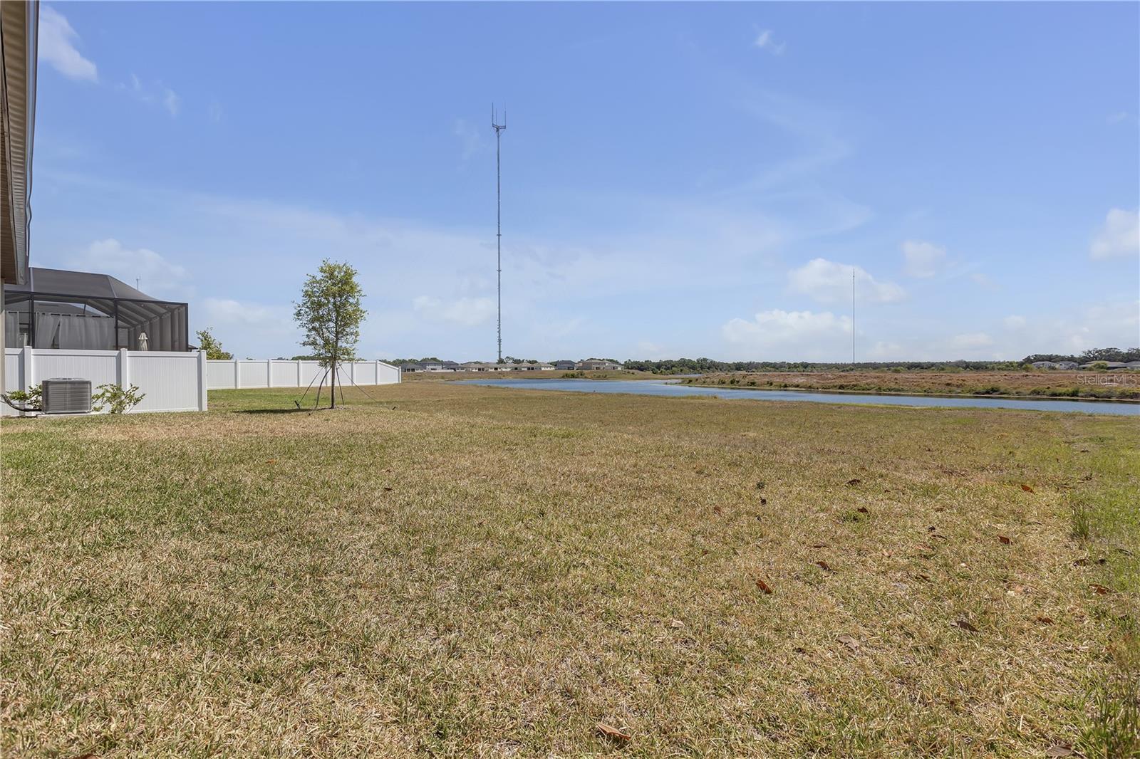 Listing photo id 46 for 12572 Bergstrom Bay Drive