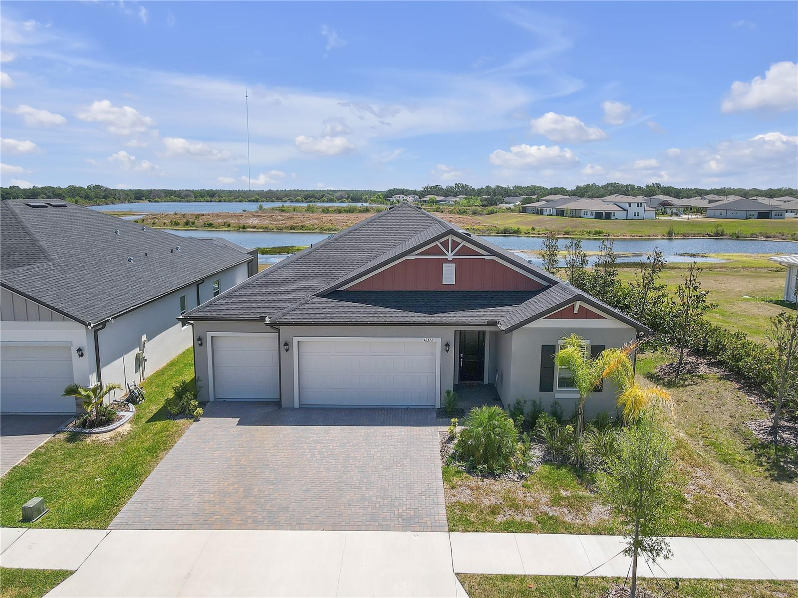Listing photo id 50 for 12572 Bergstrom Bay Drive