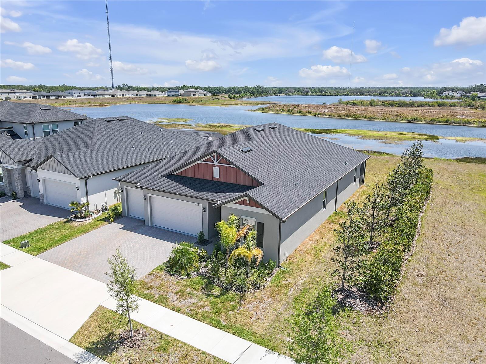 Listing photo id 51 for 12572 Bergstrom Bay Drive
