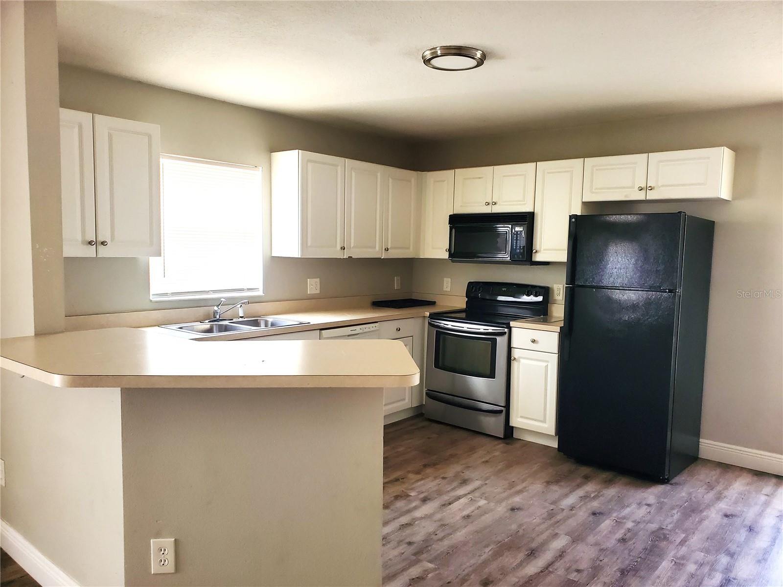 Image 2 of 12 For 4801 Haines Road N