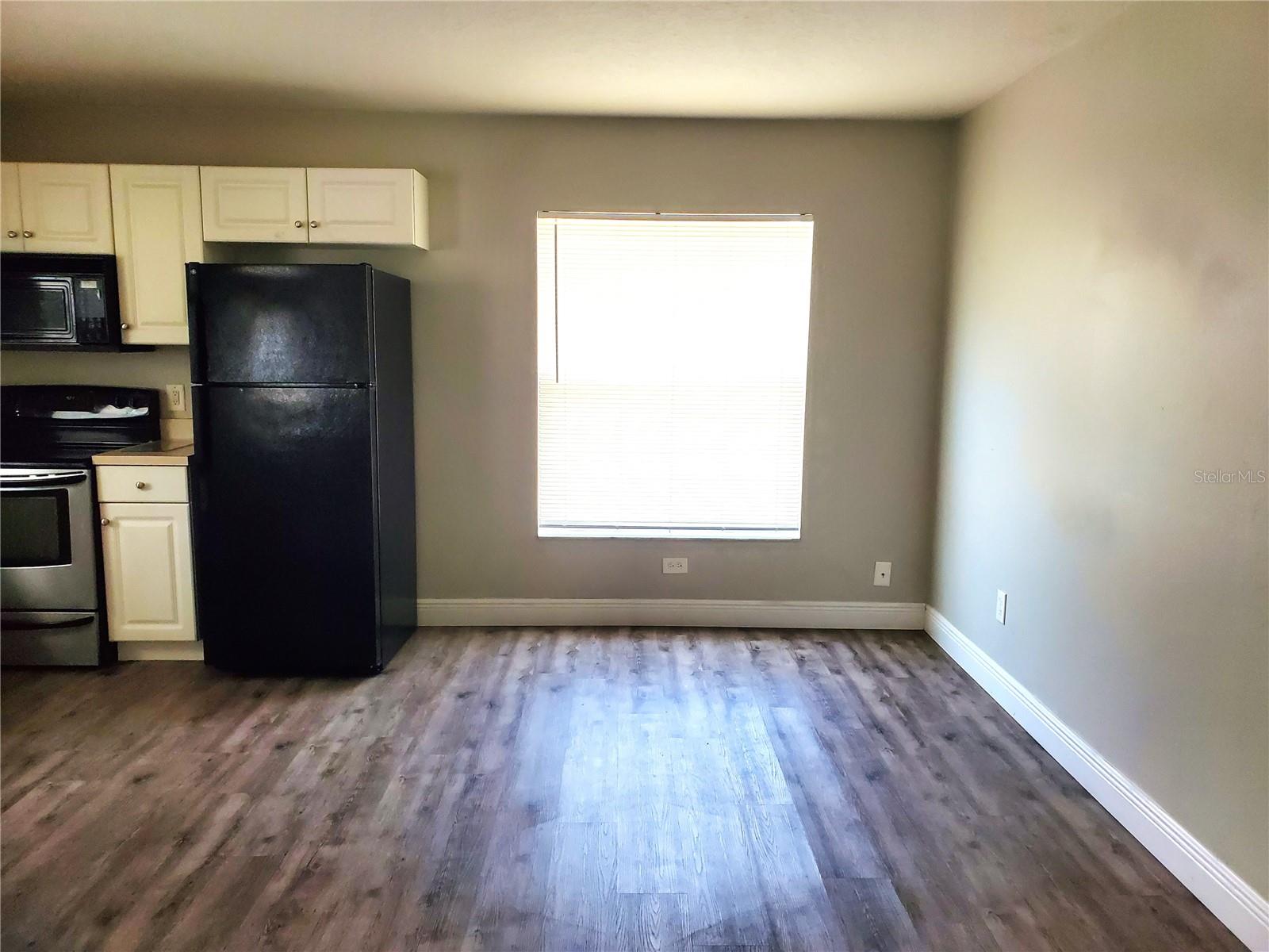 Image 4 of 12 For 4801 Haines Road N