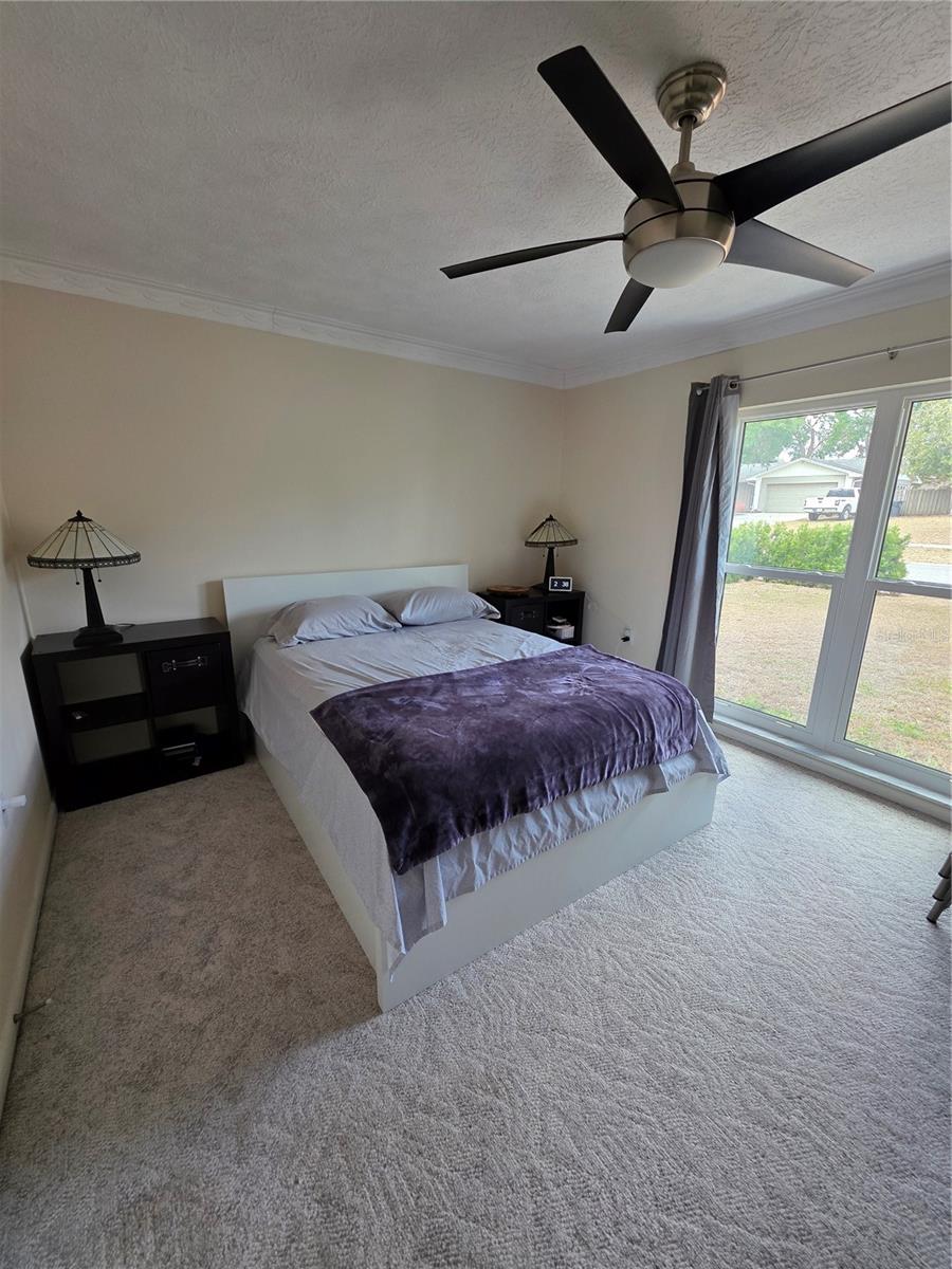 Image 22 of 41 For 2310 Medford Lane