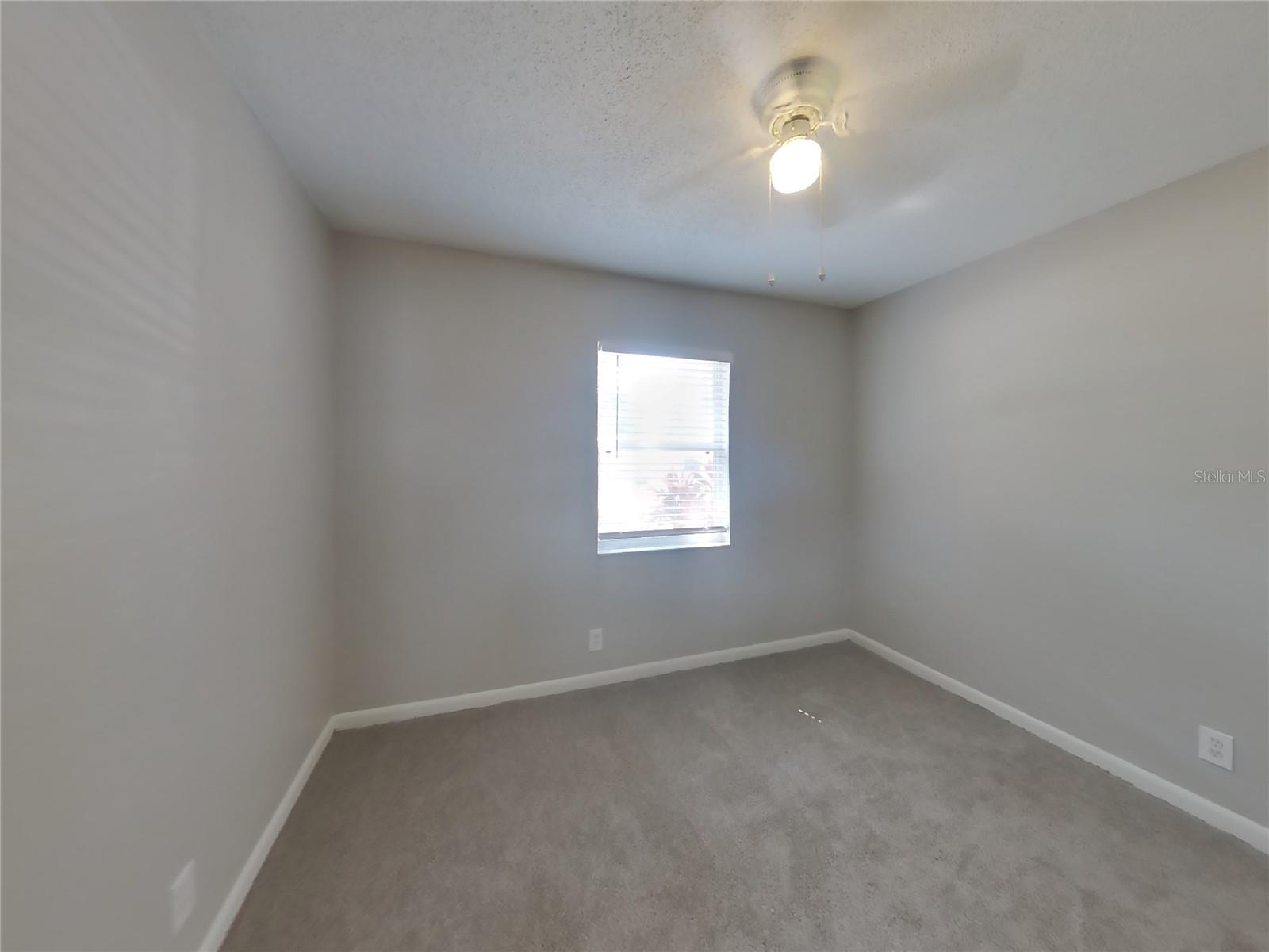 Image 12 of 16 For 607 Falkirk Avenue