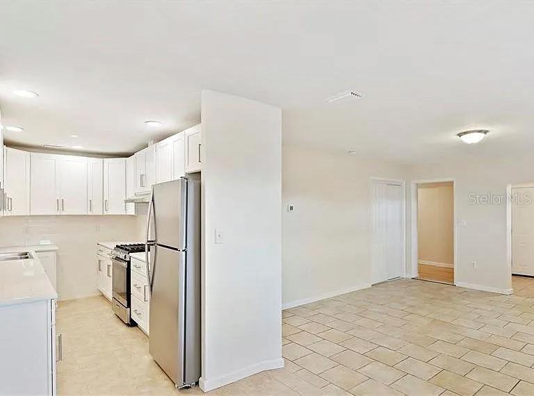 Image 4 of 12 For 345 21st Avenue S