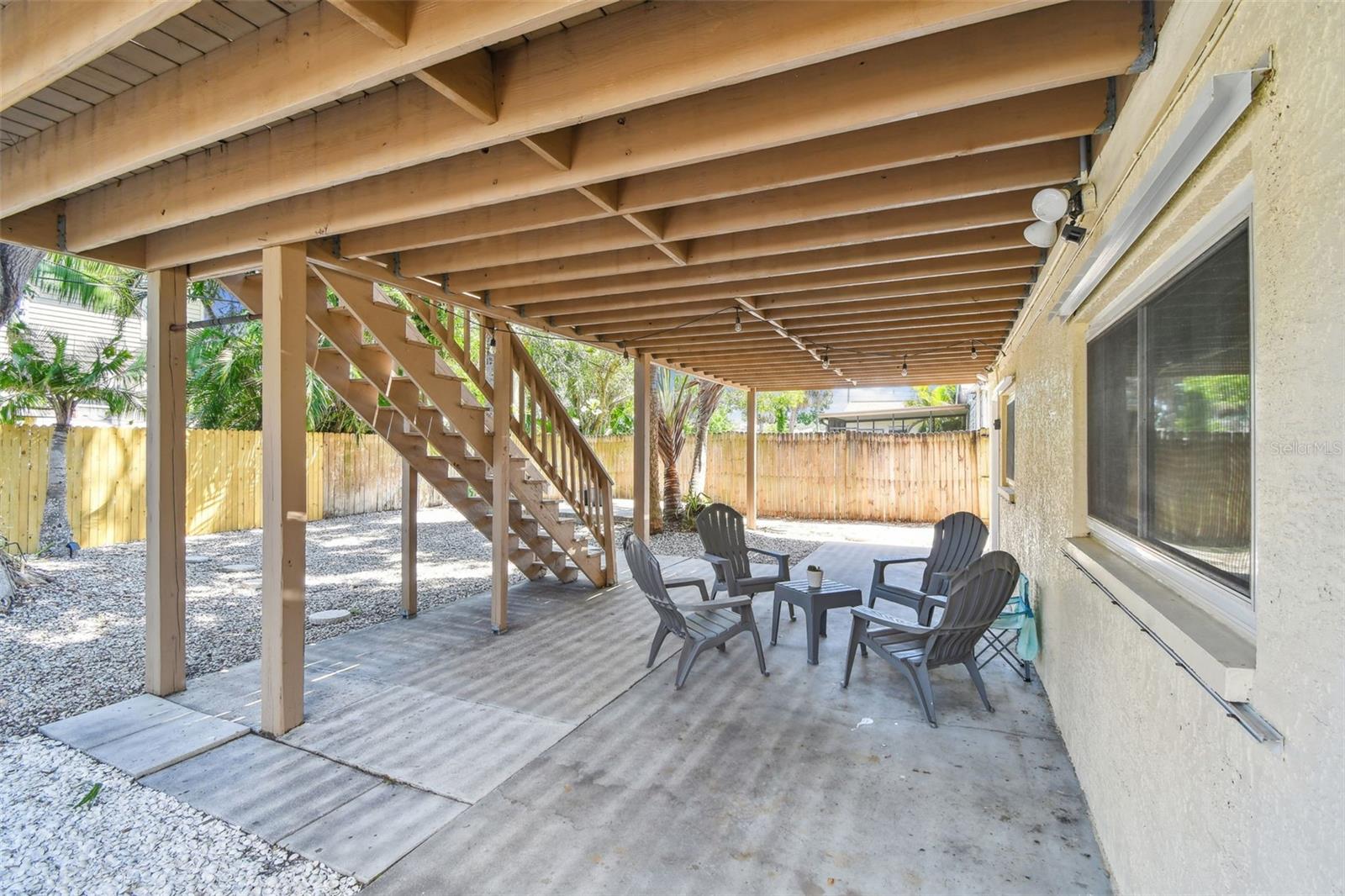 Image 65 of 77 For 1735 Maryland Avenue Ne