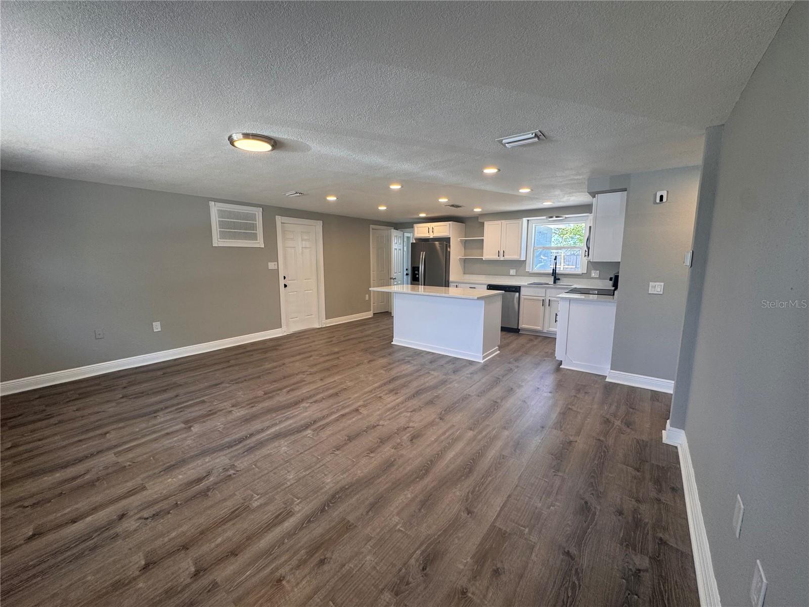 Image 3 of 16 For 3511 Cambridge Street