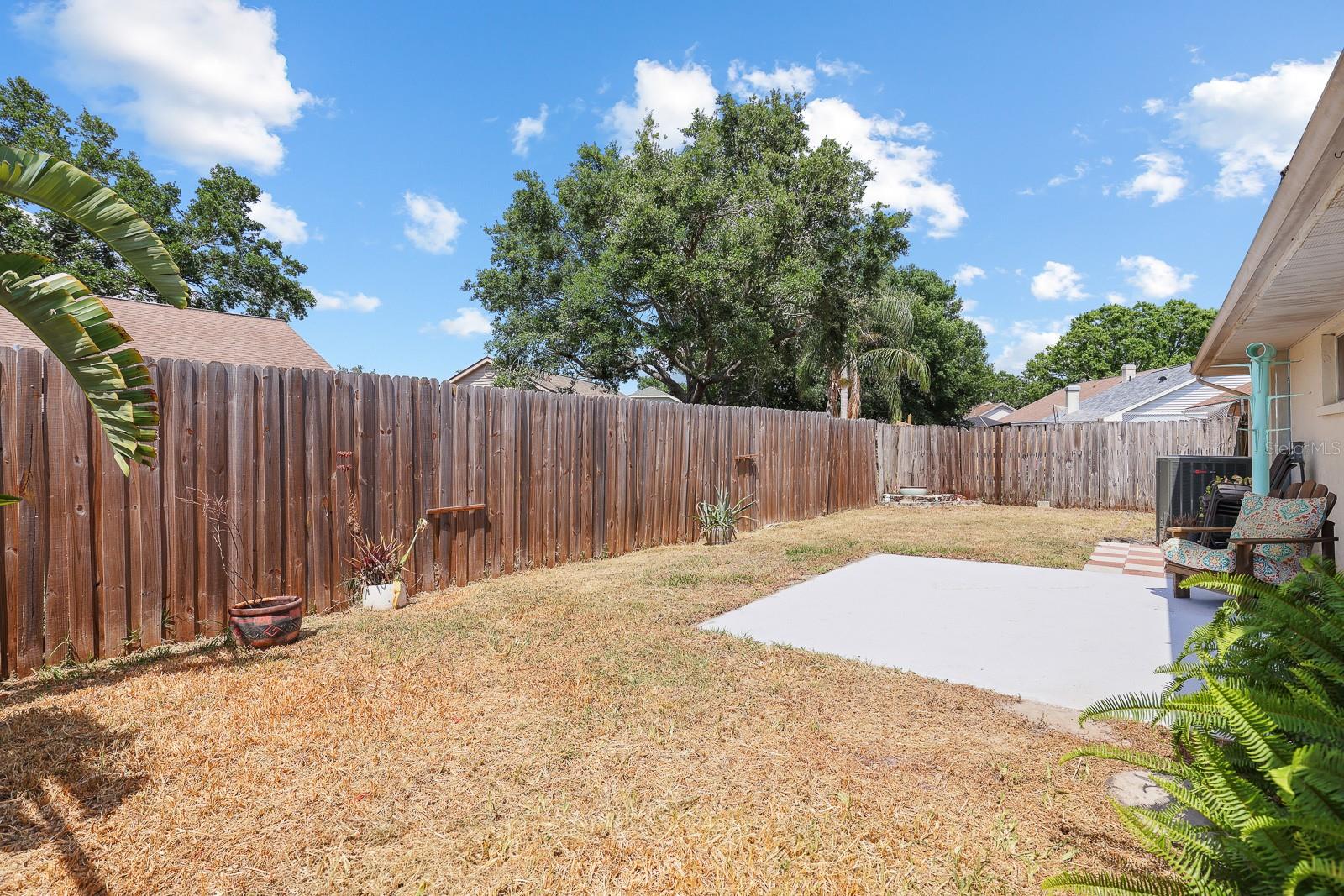 Listing photo id 28 for 1227 Tuxford Drive