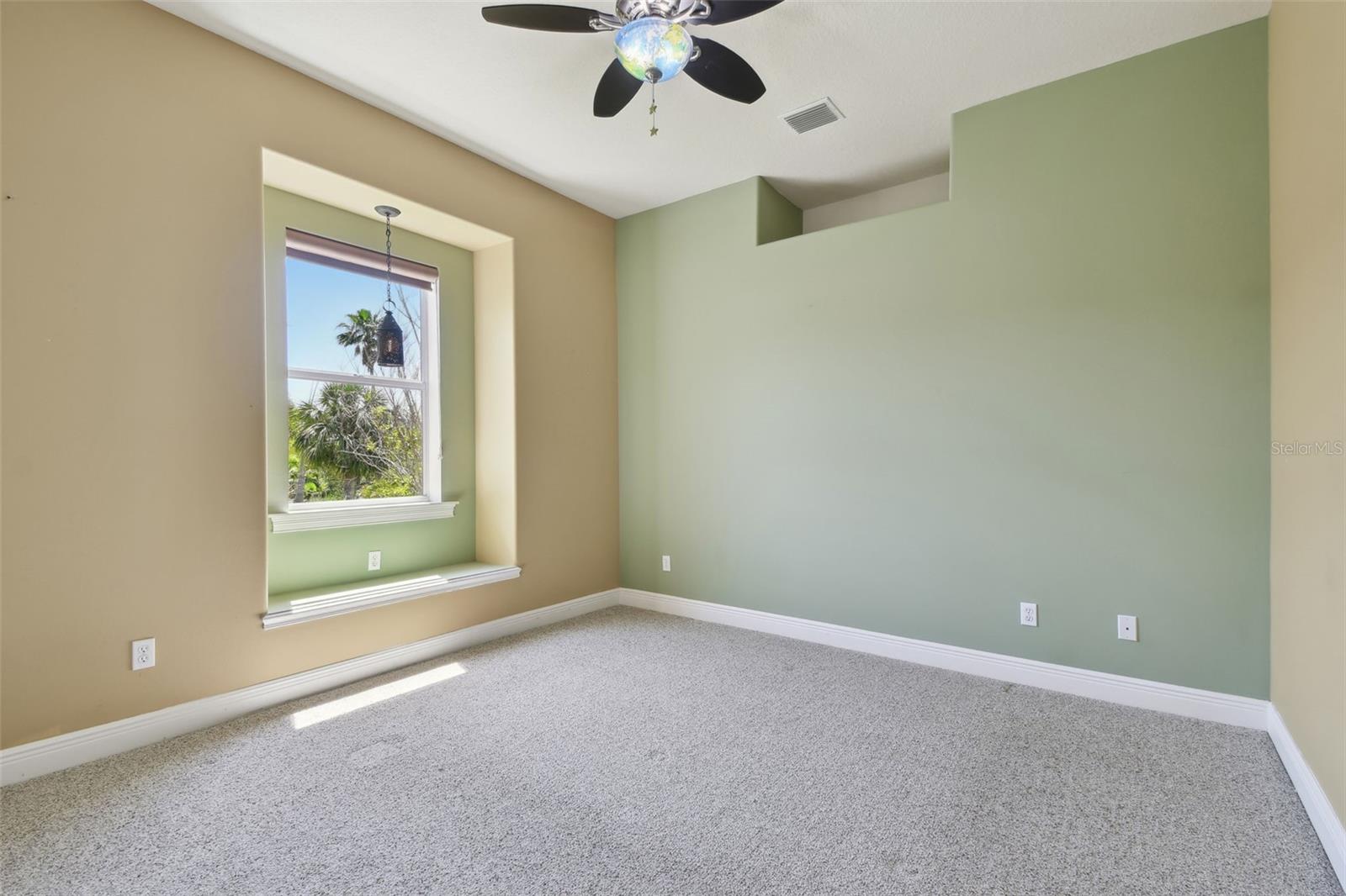 Image 53 of 93 For 2605 59th Street S