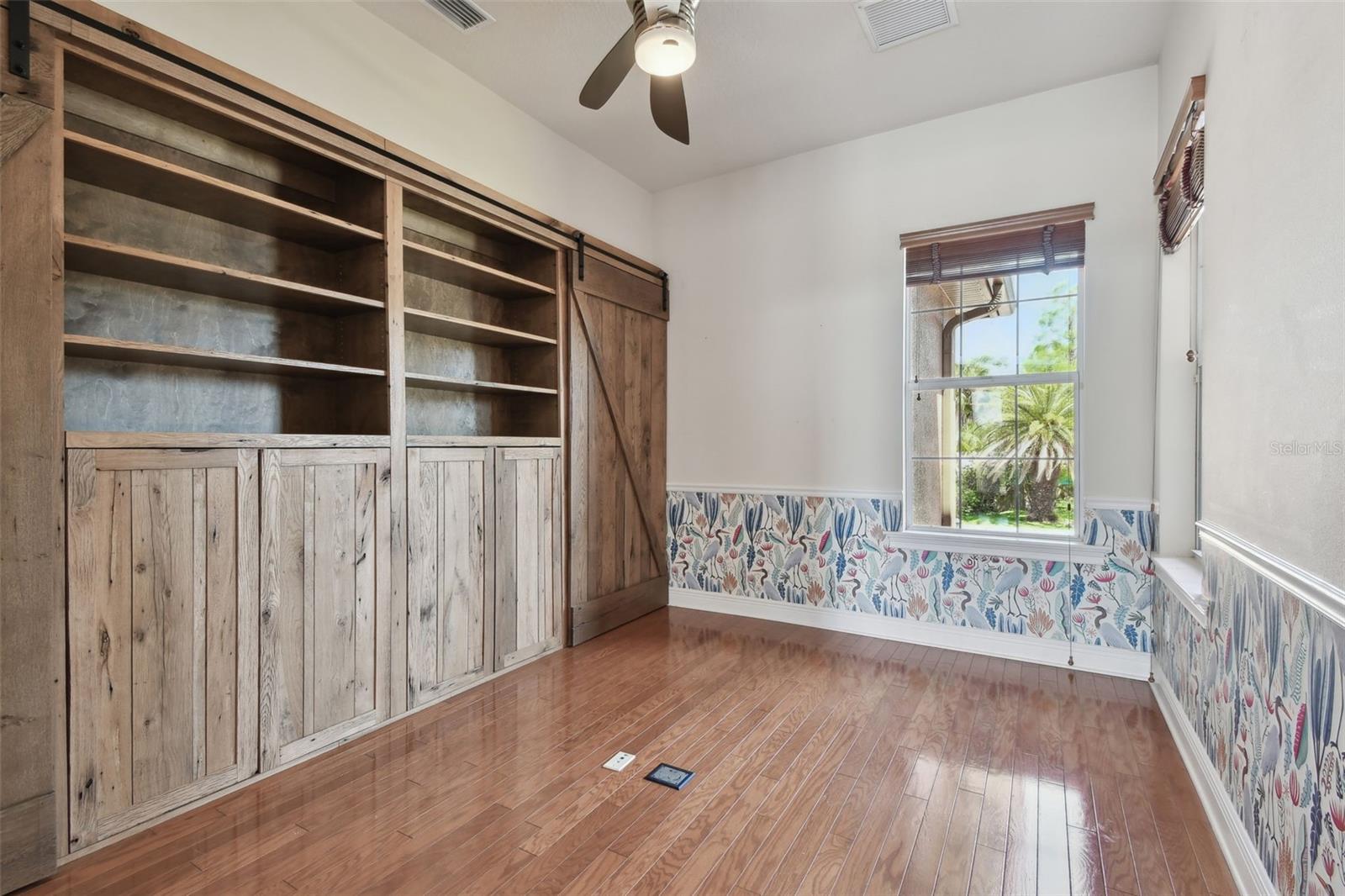 Image 62 of 93 For 2605 59th Street S