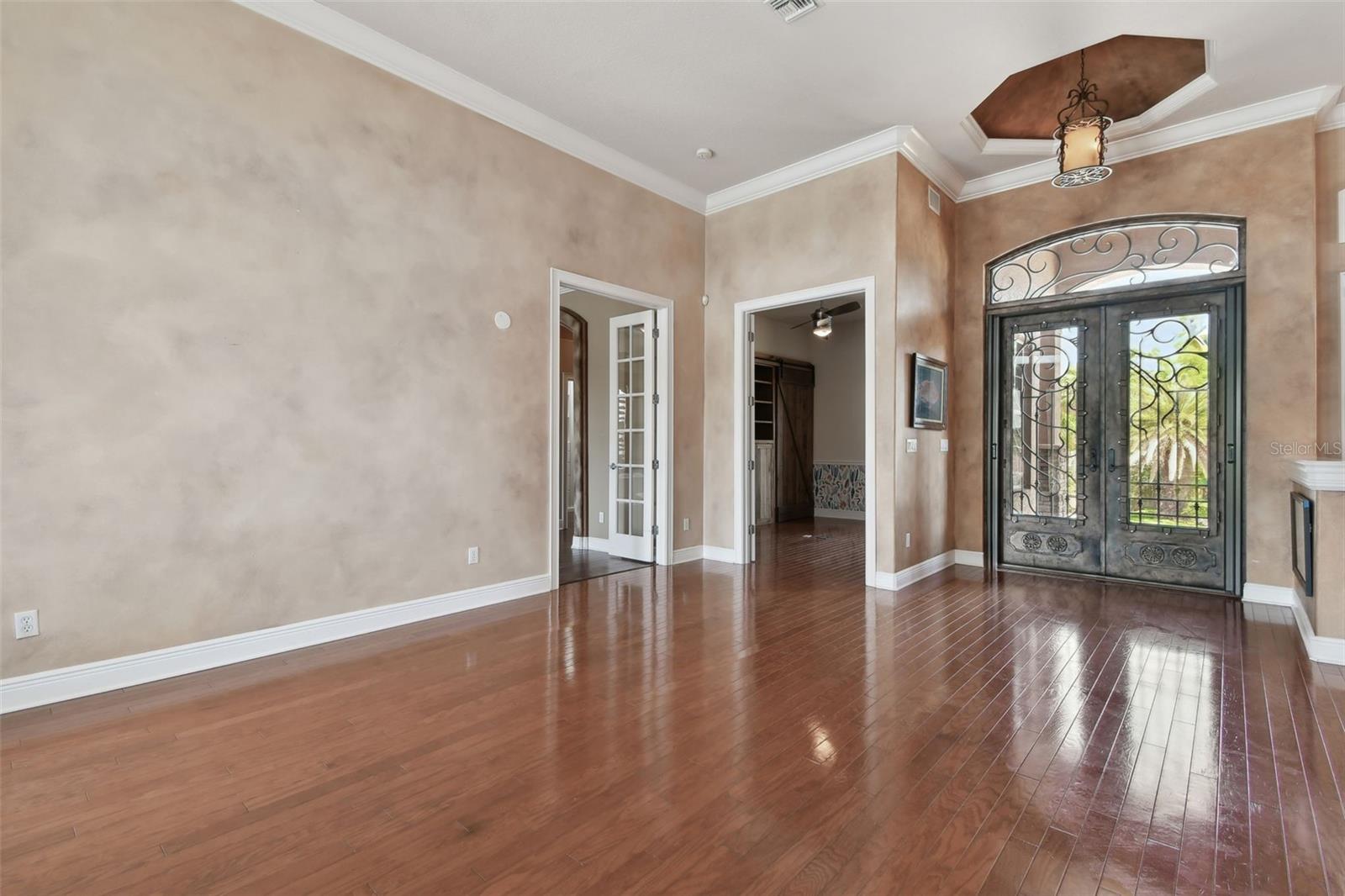 Image 7 of 93 For 2605 59th Street S