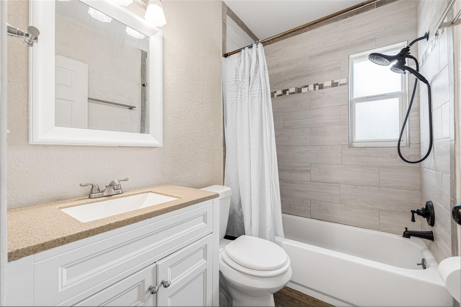 Image 17 of 25 For 3301 9th Avenue N