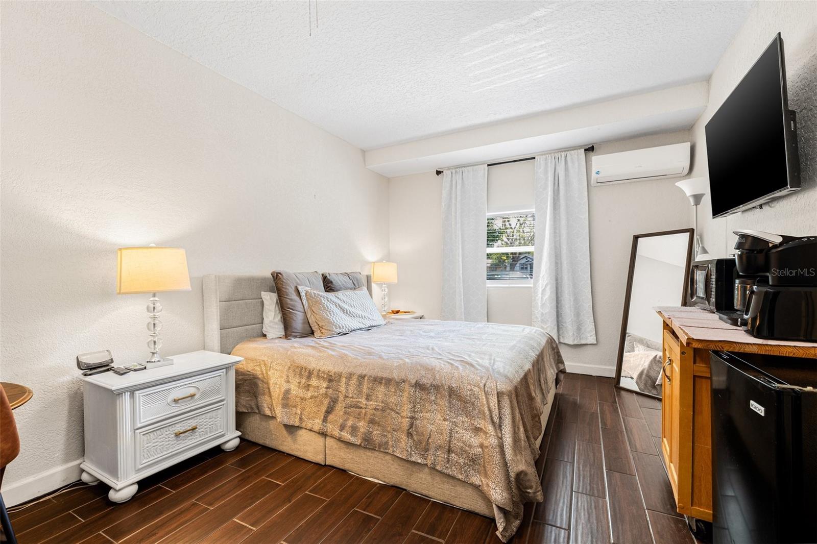 Image 18 of 25 For 3301 9th Avenue N