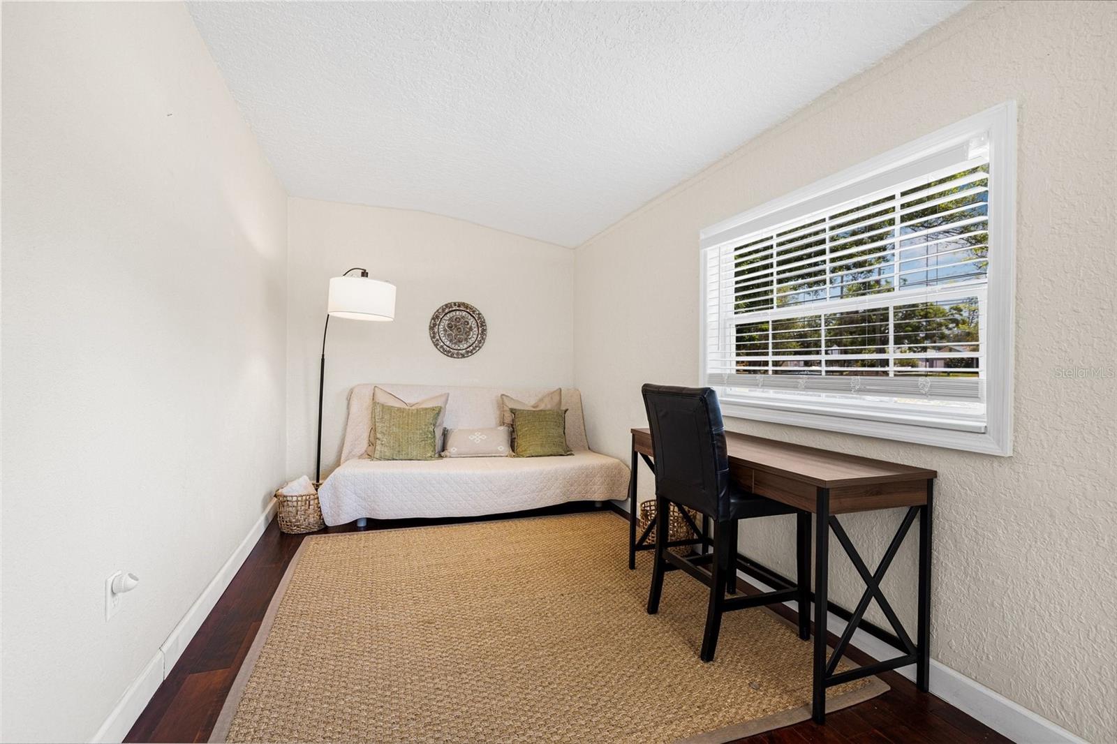 Image 3 of 25 For 3301 9th Avenue N