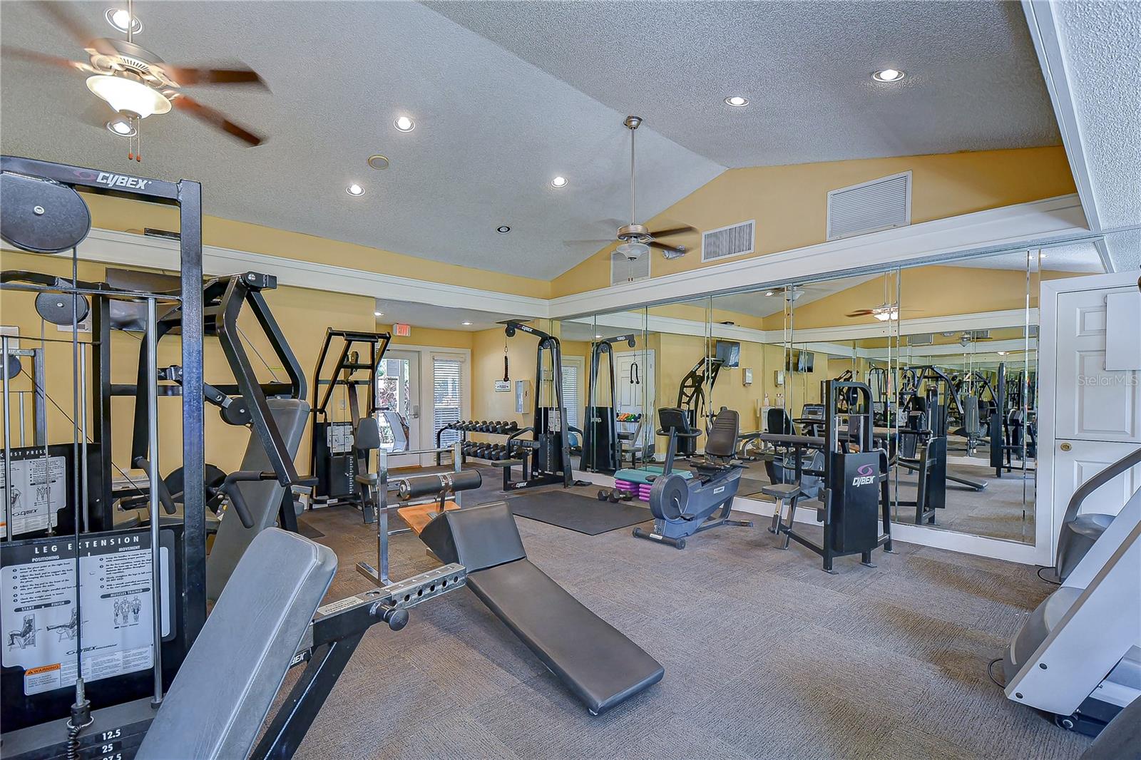 Image 31 of 36 For 11901 4th Street N 9307