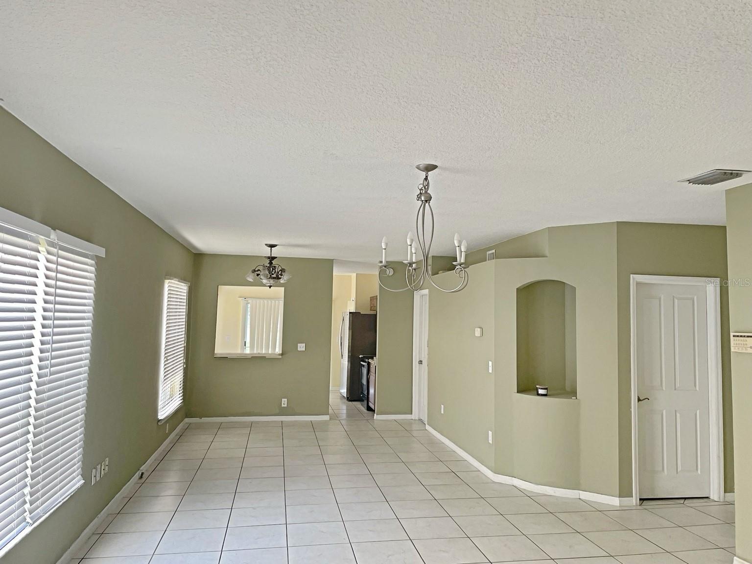 Image 4 of 17 For 1840 Coyote Place