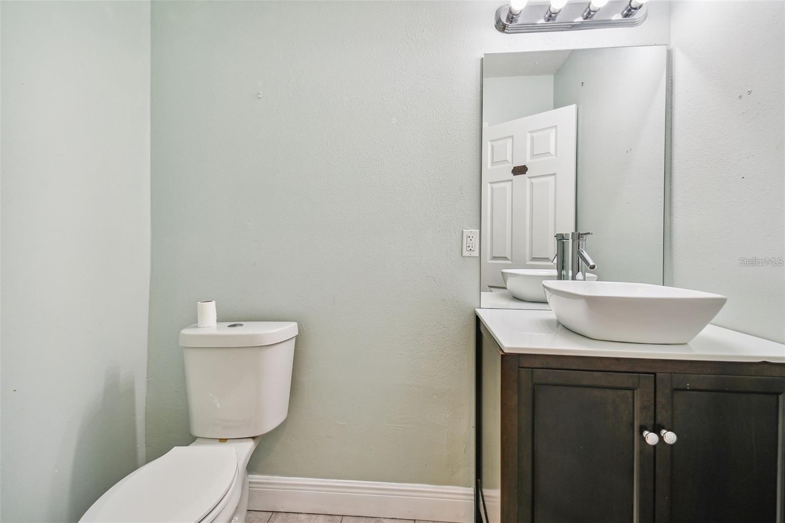 Image 8 of 39 For 1302 Brandonwood Drive