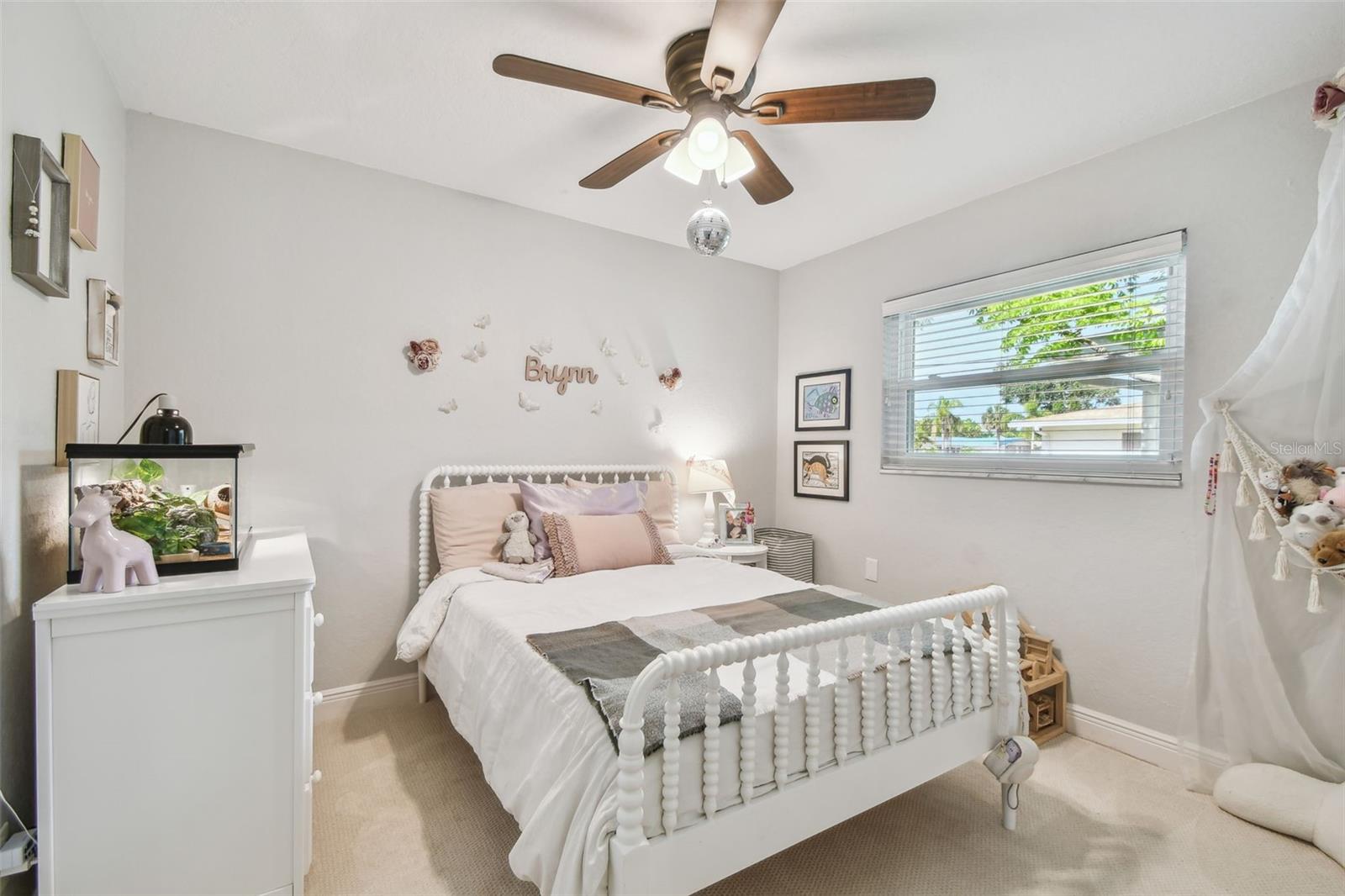 Image 18 of 29 For 13749 80th Avenue