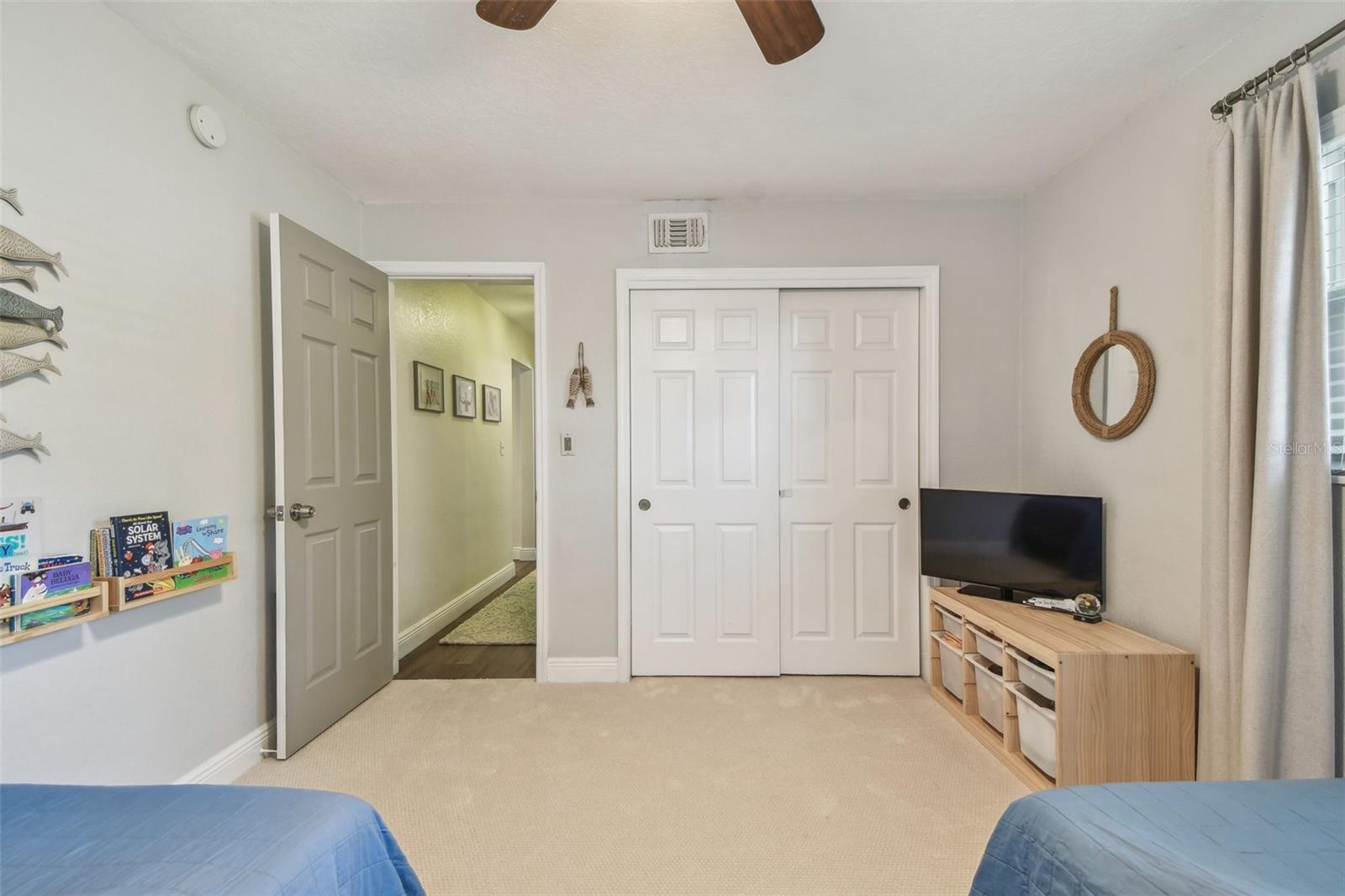 Image 22 of 29 For 13749 80th Avenue