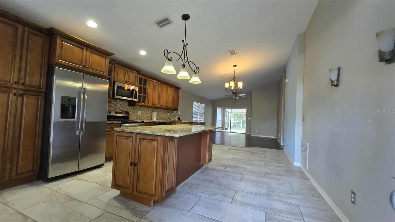 Image 6 of 26 For 15980 49th Street N