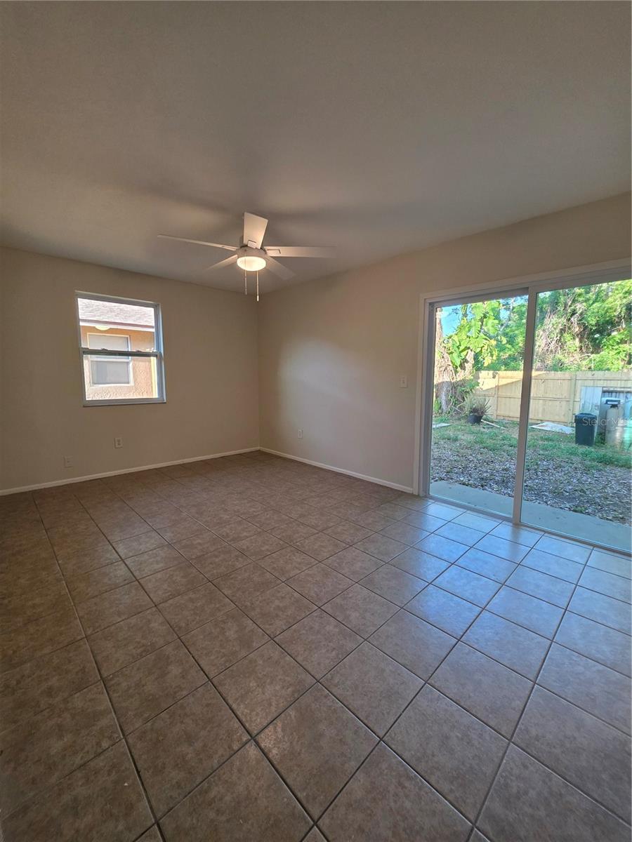 Image 7 of 16 For 3832 Valley Tree Drive