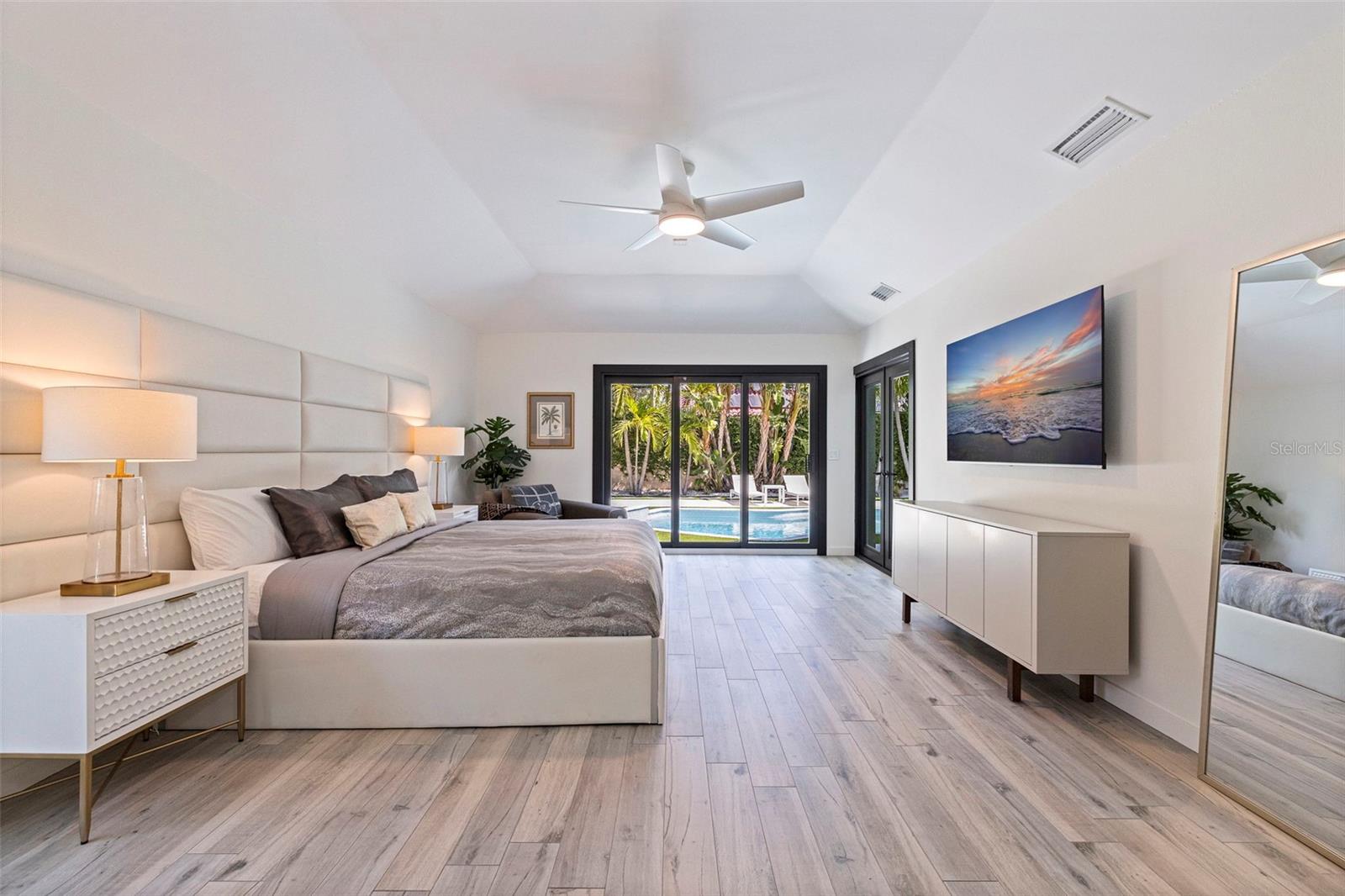 Image 19 of 47 For 7108 Pelican Island Drive