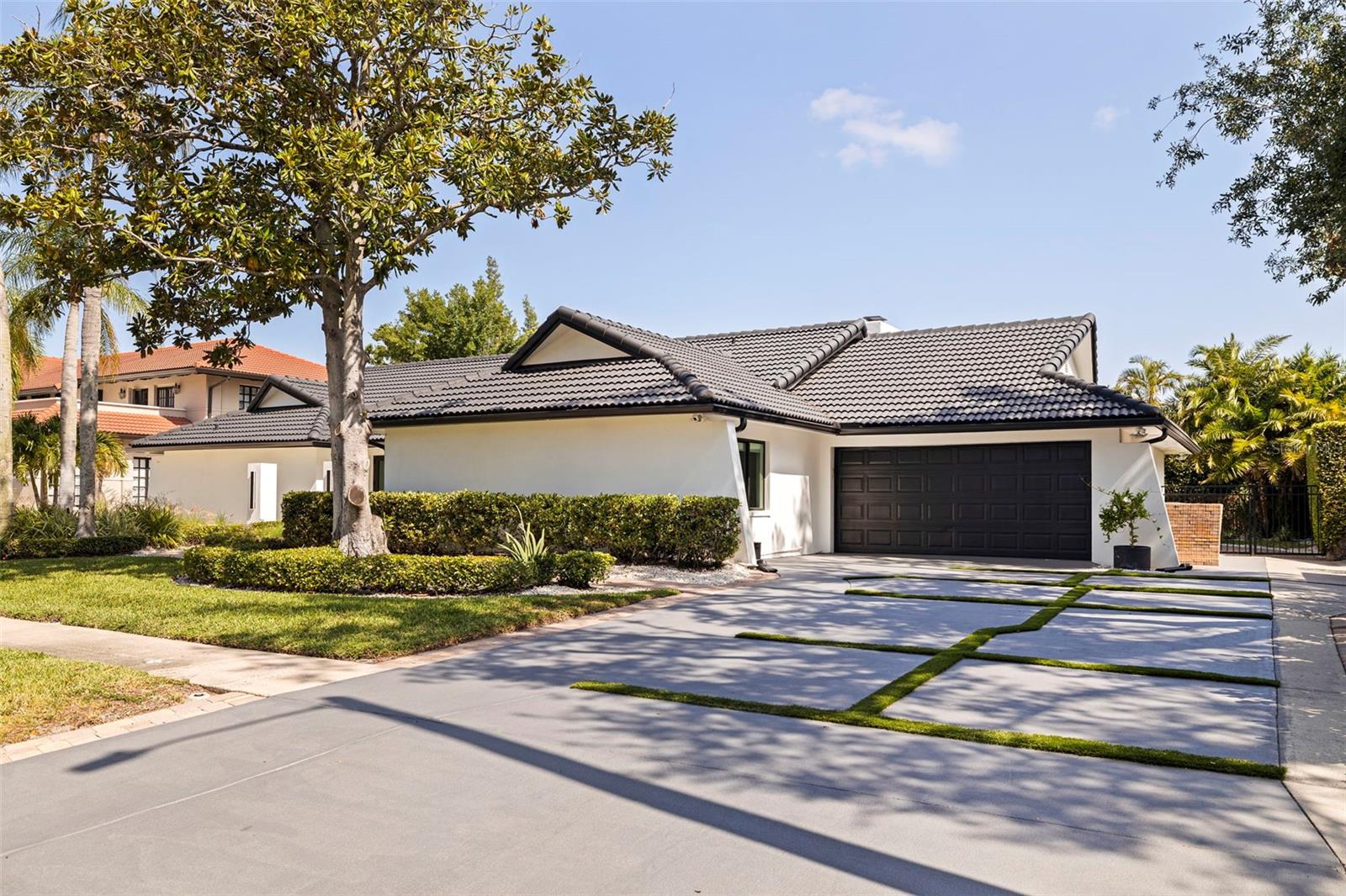 Image 2 of 47 For 7108 Pelican Island Drive
