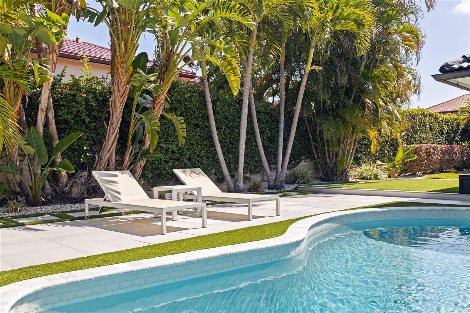 Image 4 of 47 For 7108 Pelican Island Drive