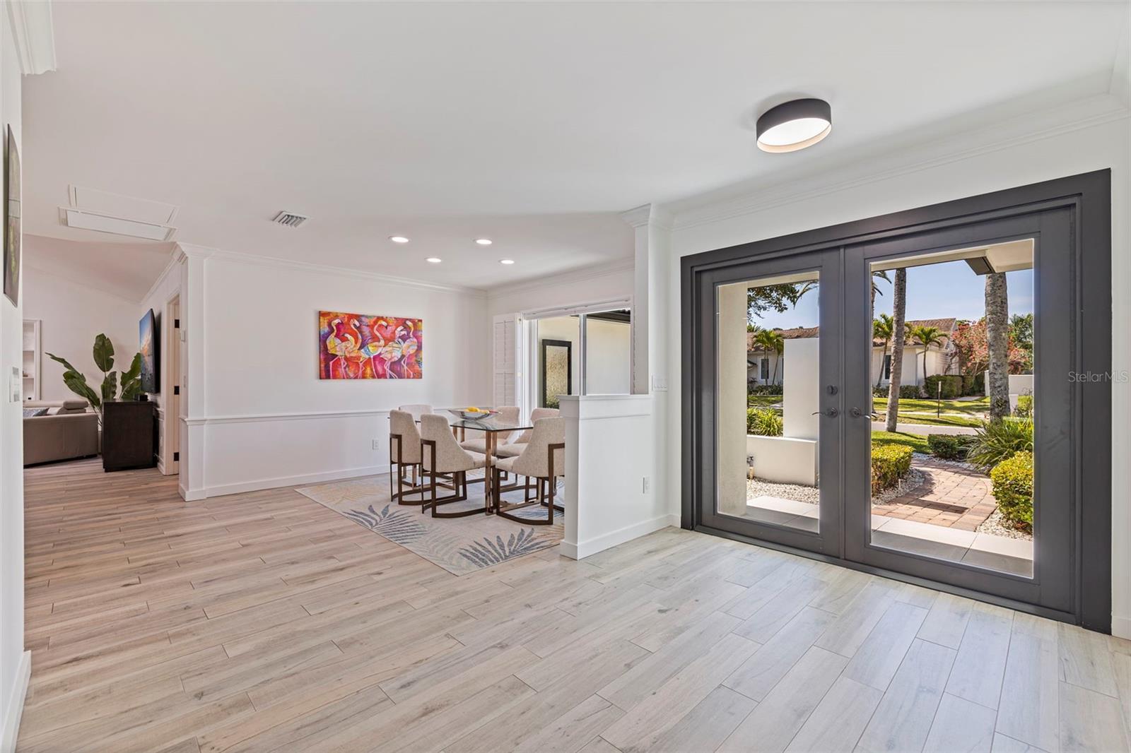 Image 8 of 47 For 7108 Pelican Island Drive