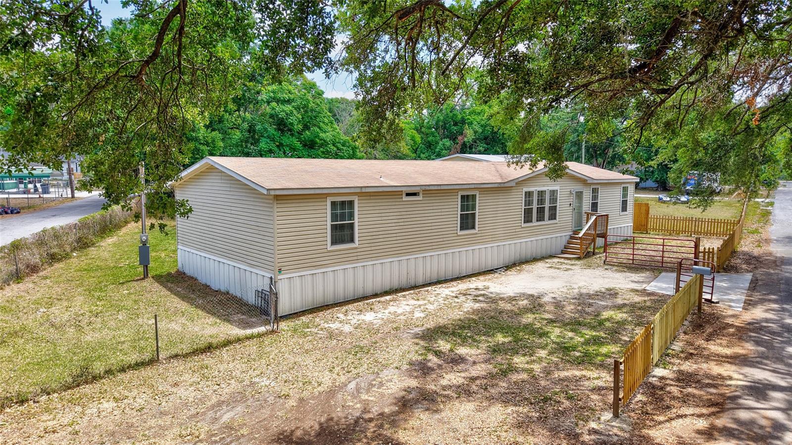 Image 3 of 44 For 1409 Edith Avenue