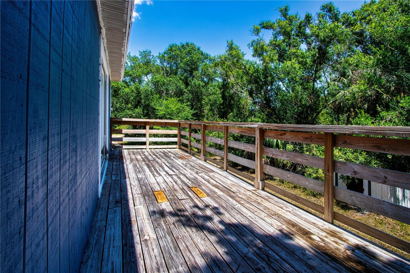 Listing photo id 23 for 1616 Lightfoot Road
