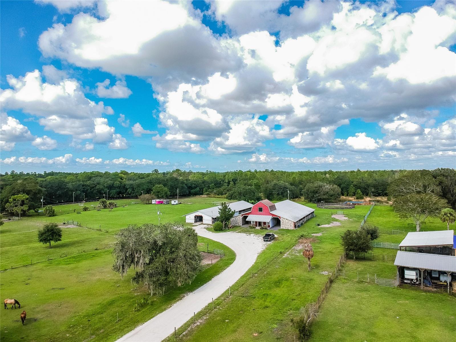 Listing photo id 38 for 1616 Lightfoot Road